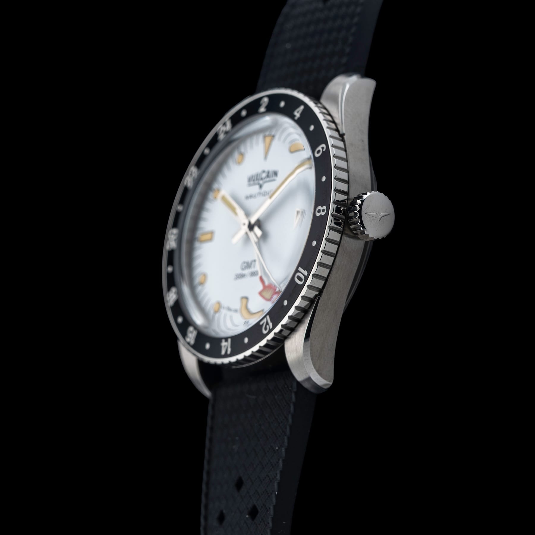 Vulcain 680174A57.BAR200 Skindiver GMT White Luminova Beige