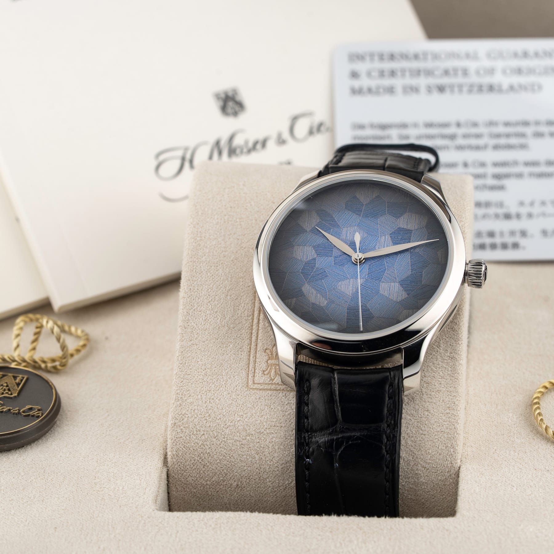 H. Moser & Cie. 1200-1220 Endeavour Centre Seconds Blue Mosaic Dial