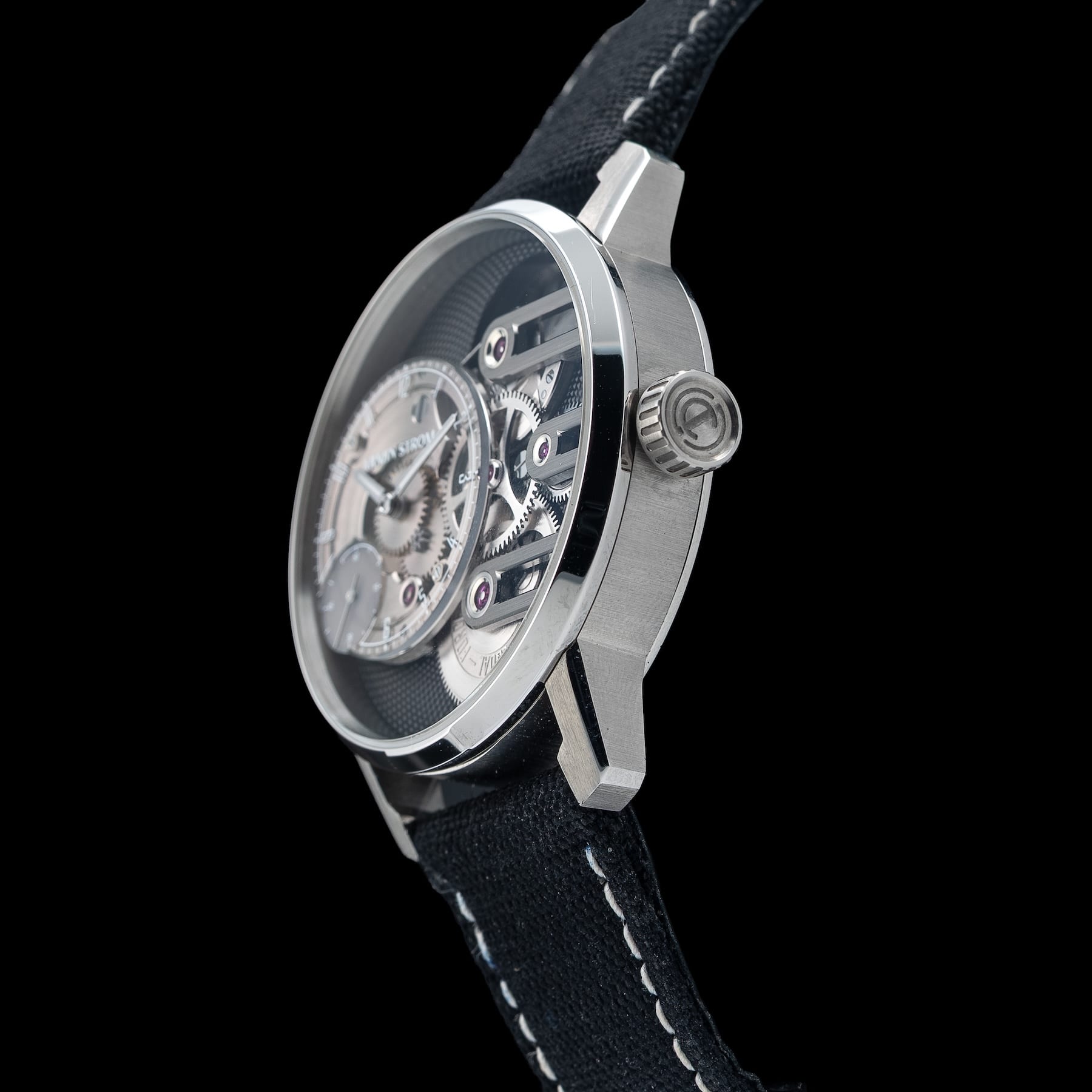 Armin Strom Gravity Equal Force Ultimate Sapphire ST21-GEF.SA.VE.M.35.FC
