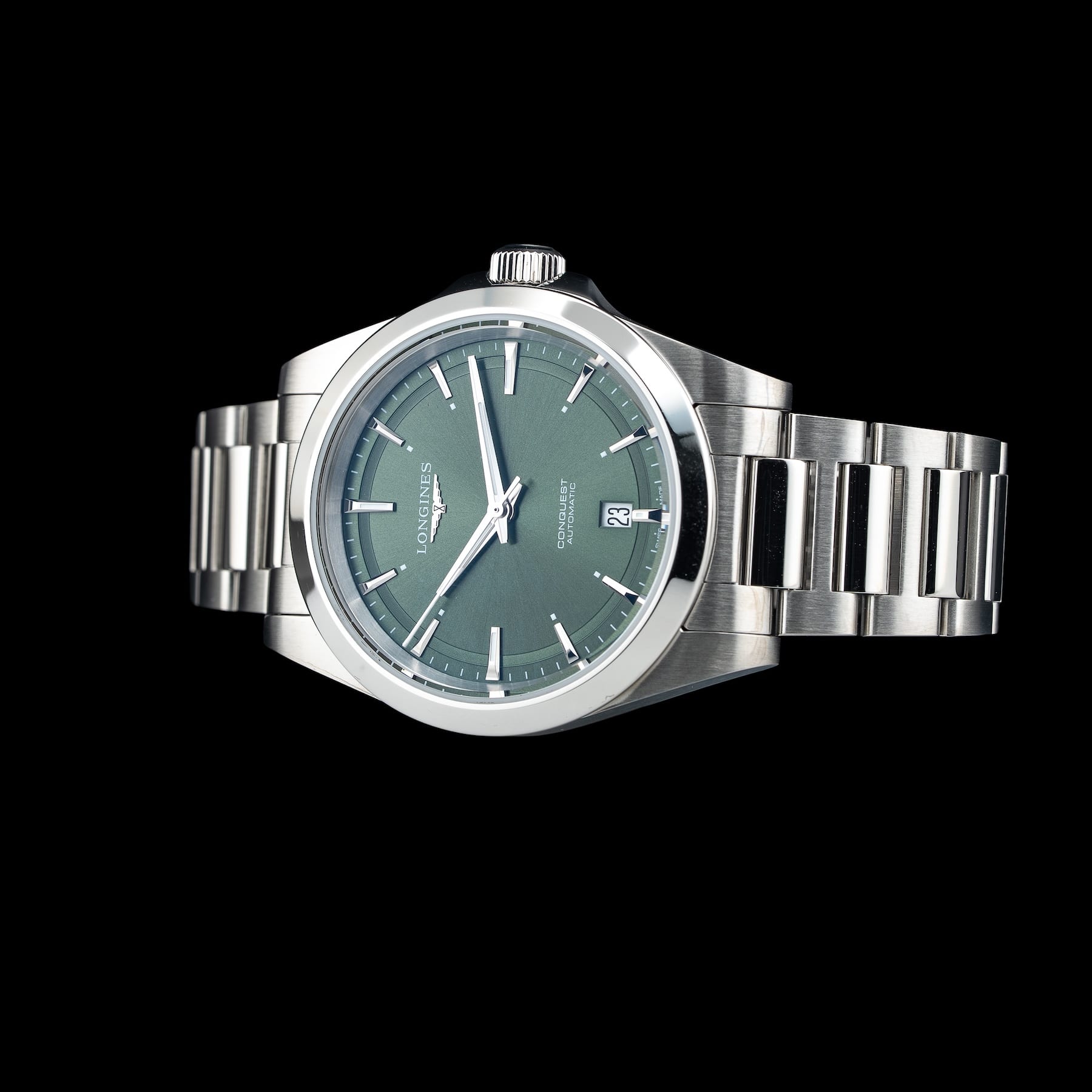 Longines Conquest Sunray Green Dial on Bracelet L3.720.4.02.6