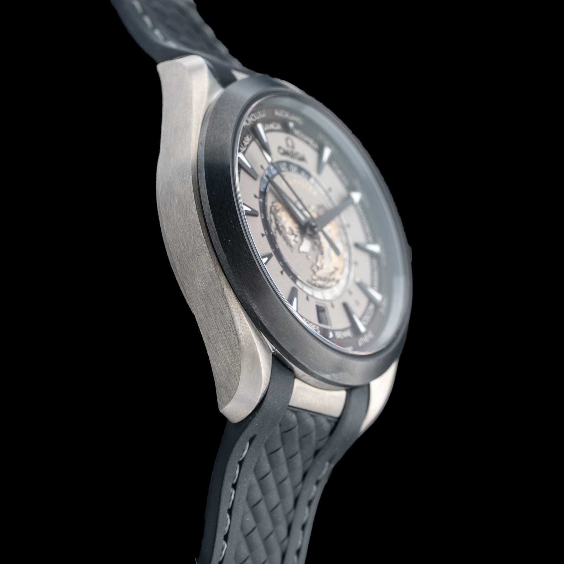 Omega 220.92.43.22.99.001 Seamaster Aqua Terra 150M Worldtimer 43mm Black Titanium Ceramic on Strap