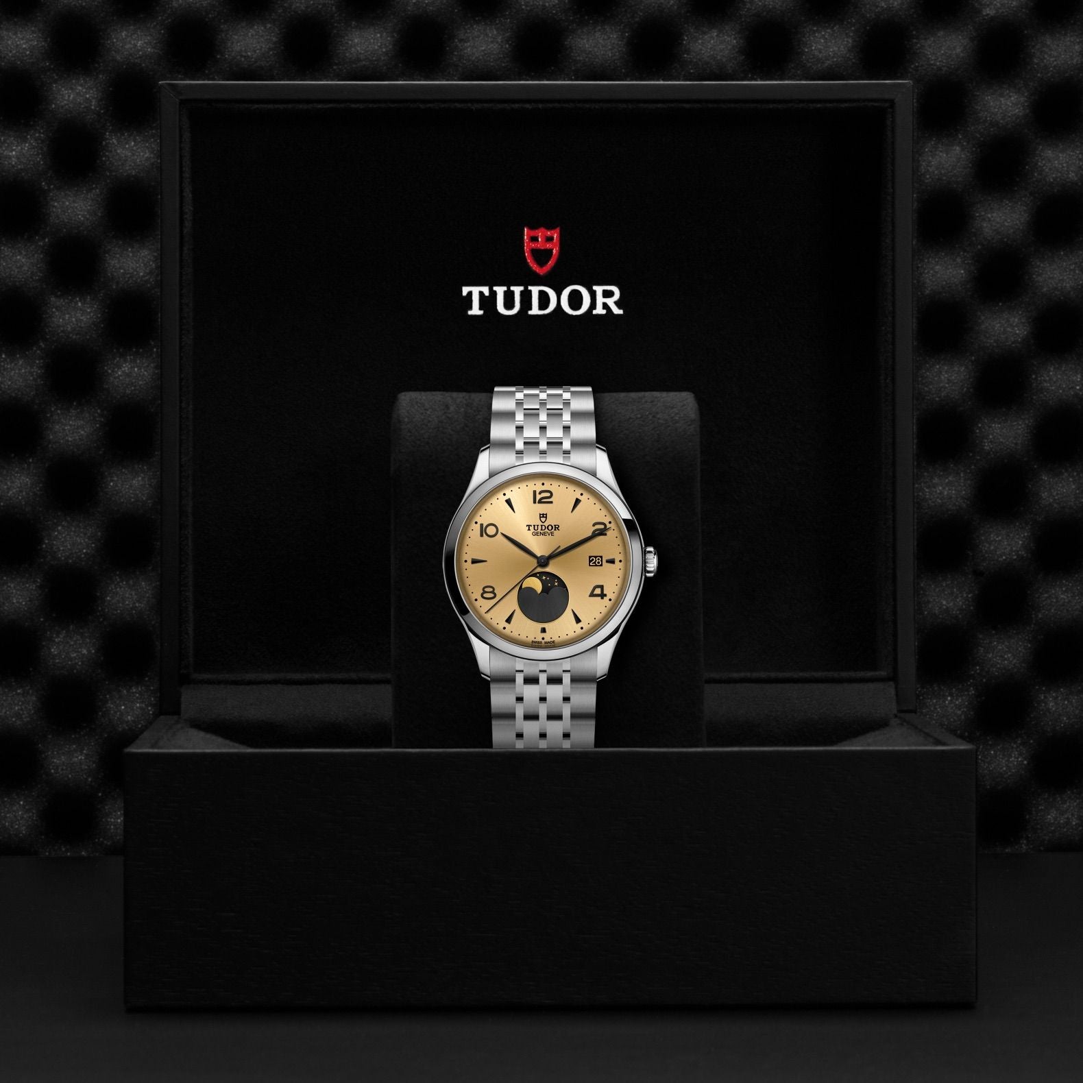TUDOR 1926 Luna M91560-0001