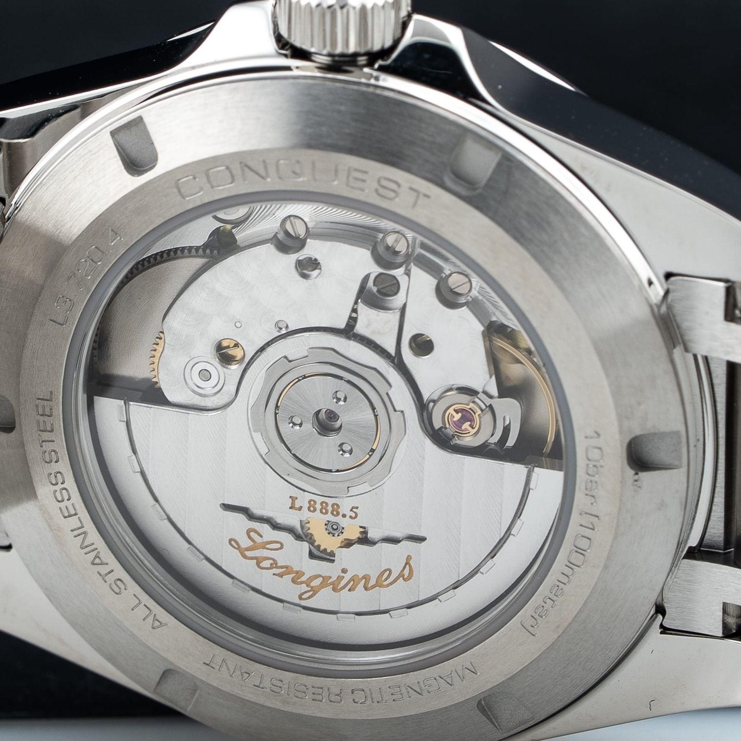 Longines Conquest Sunray Green Dial on Bracelet L3.720.4.02.6