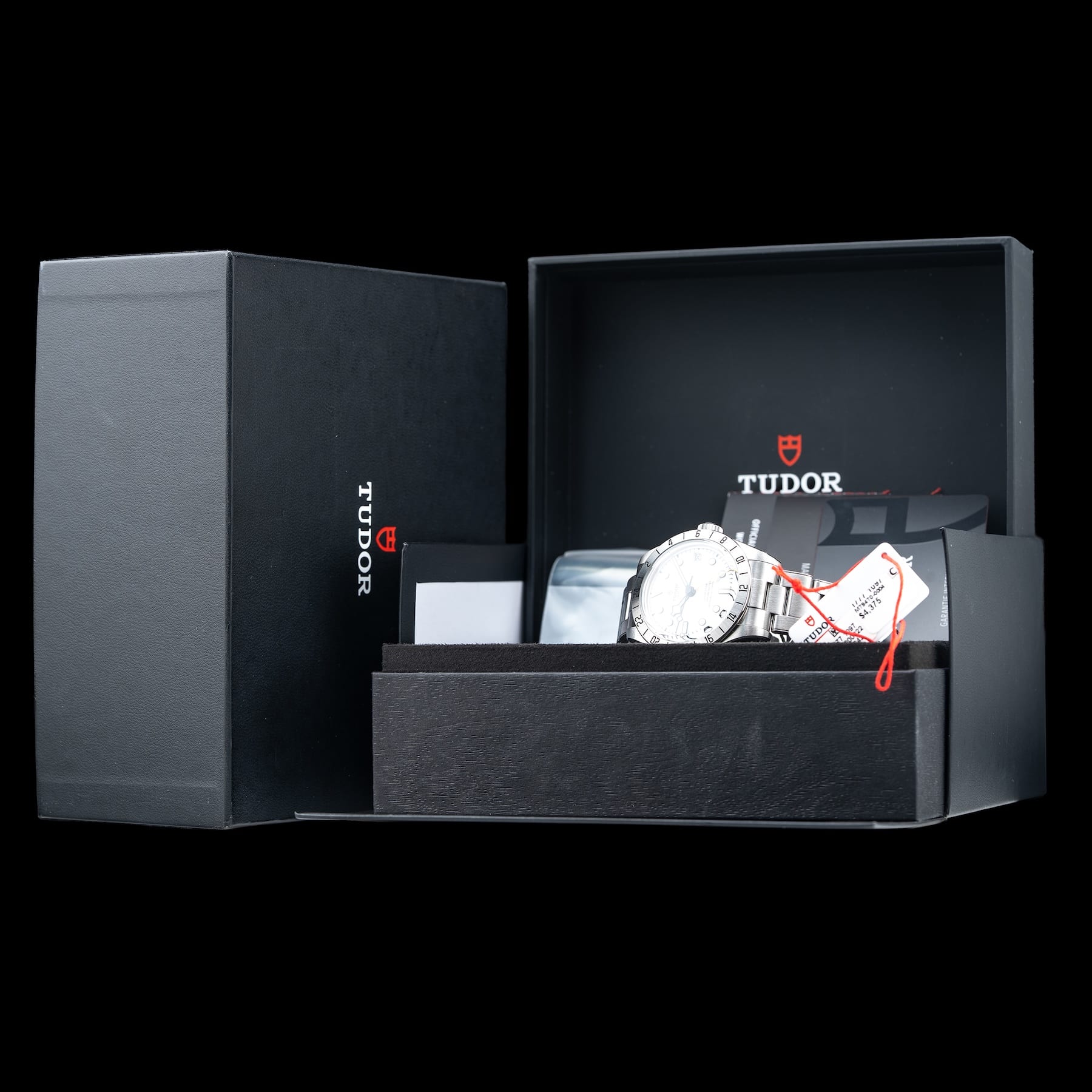 Tudor Black Bay Pro M79470-0004