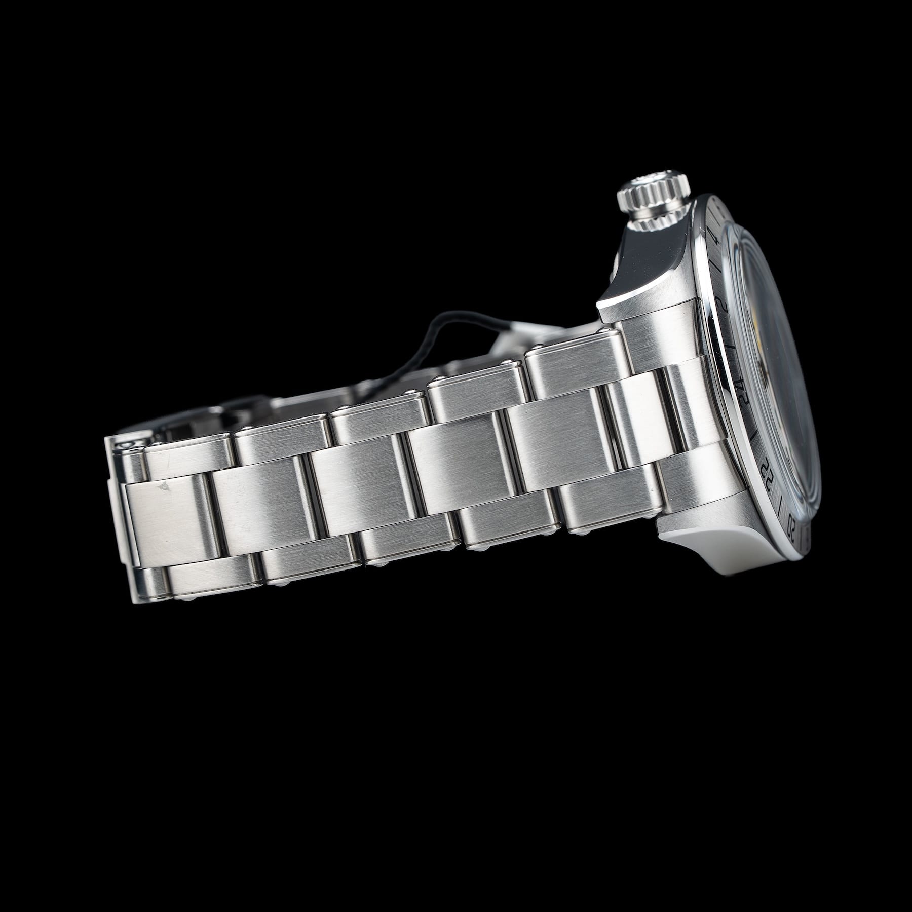 Tudor Black Bay Pro M79470-0004