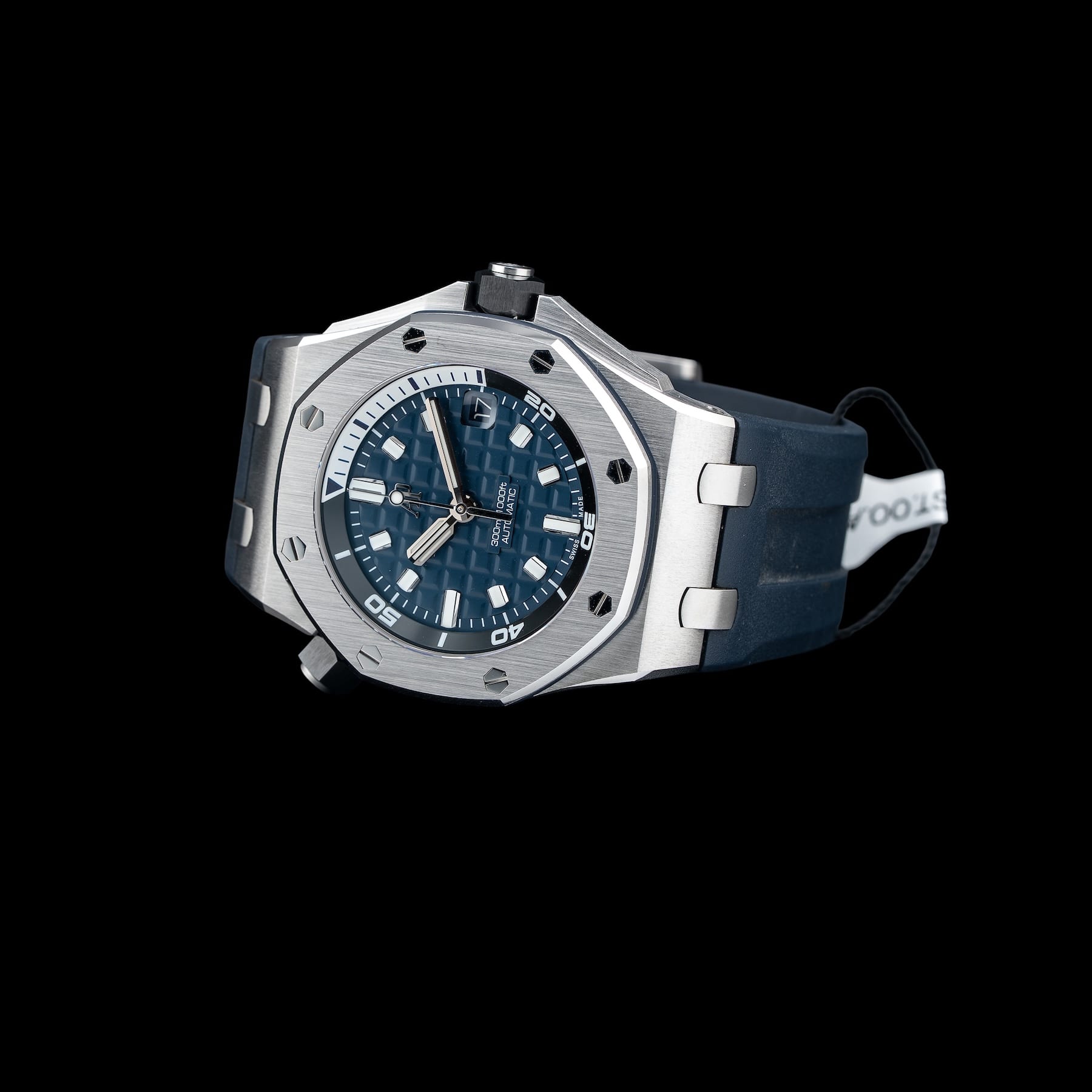 Audemars Piguet Royal Oak Offshore Diver 15720ST.OO.A027CA.01
