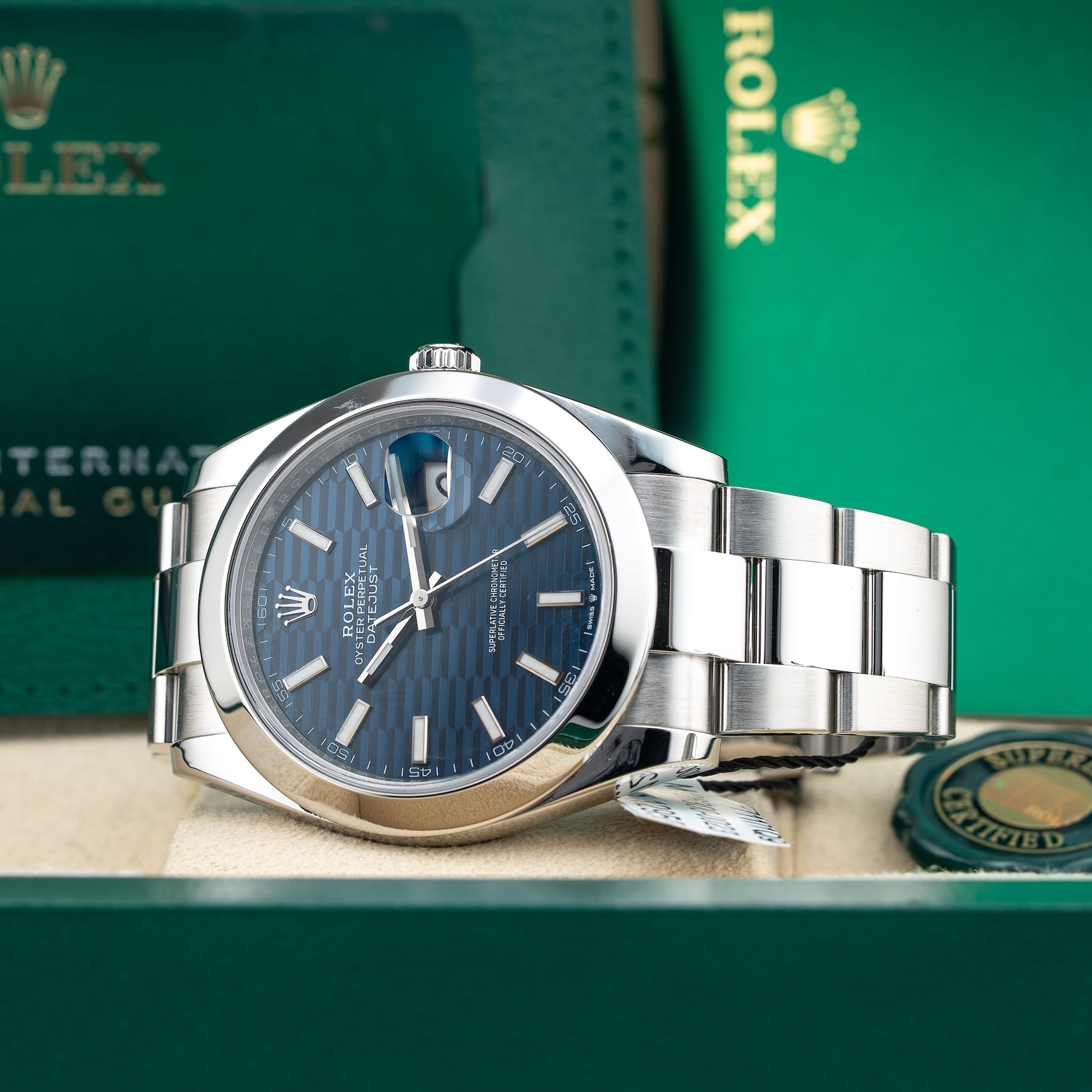 Rolex M126300-0023 Datejust 41 Fluted Motif