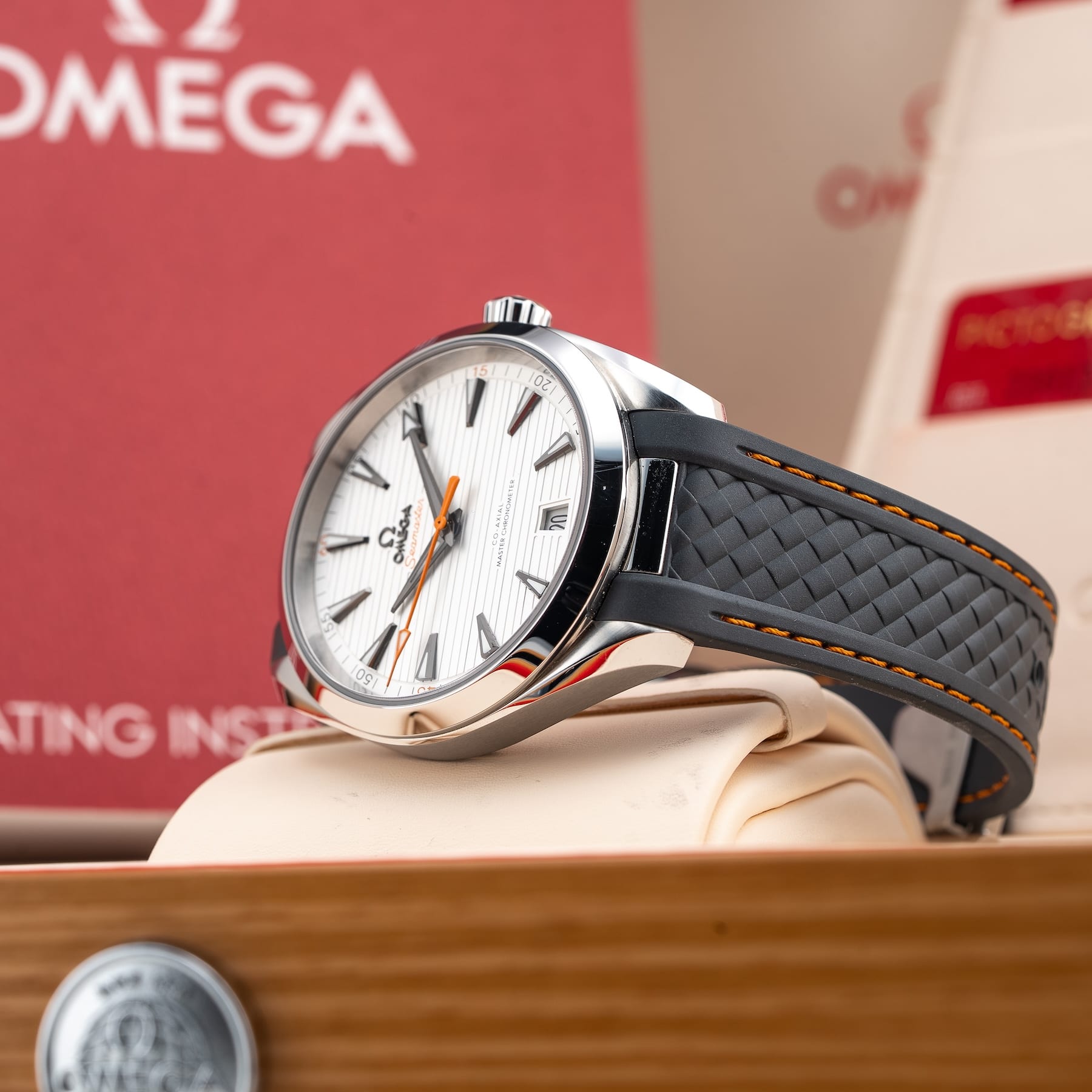 Omega 220.12.41.21.02.002 Seamaster Aqua Terra 150M