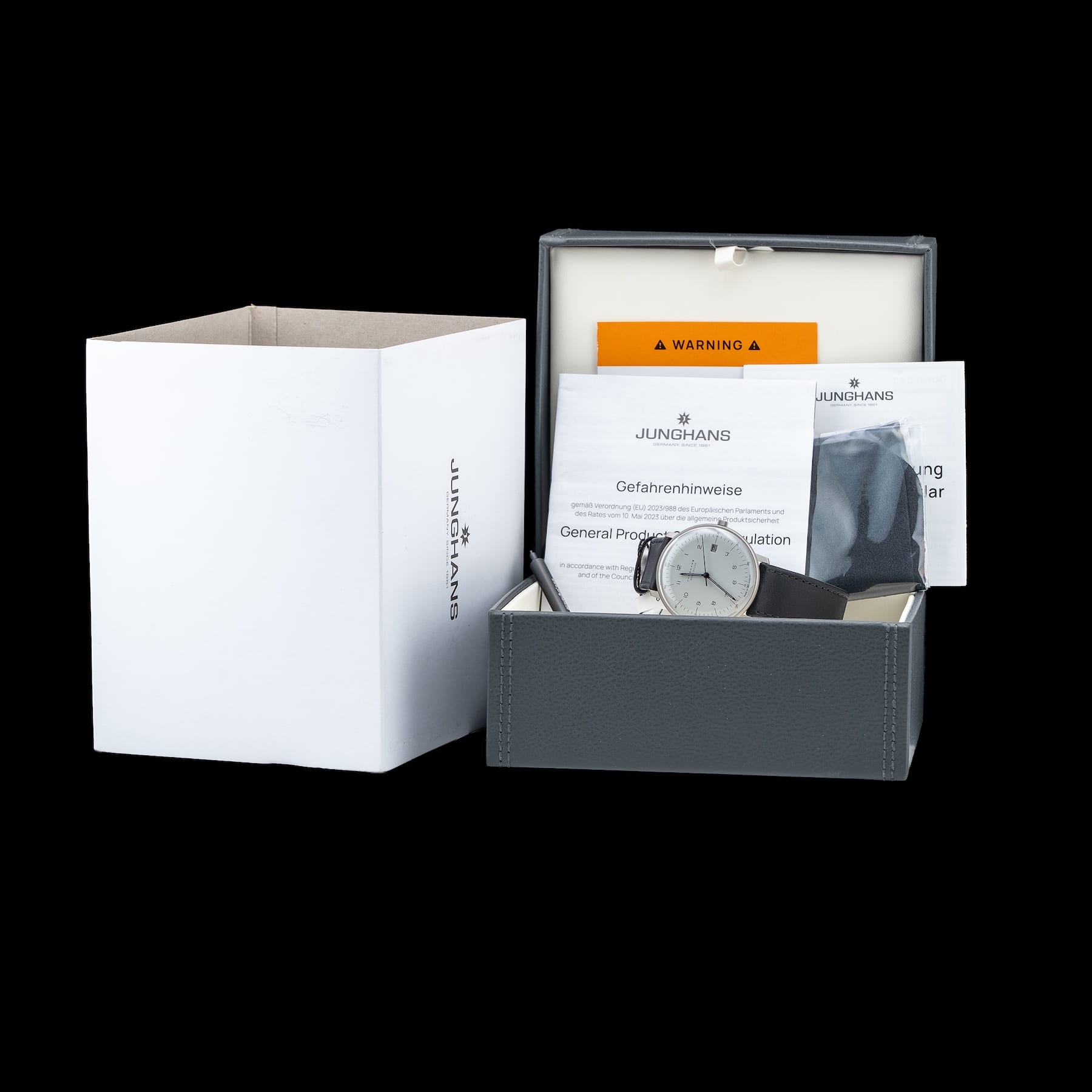 Junghans 059/2023.02 Max Bill Mega Solar