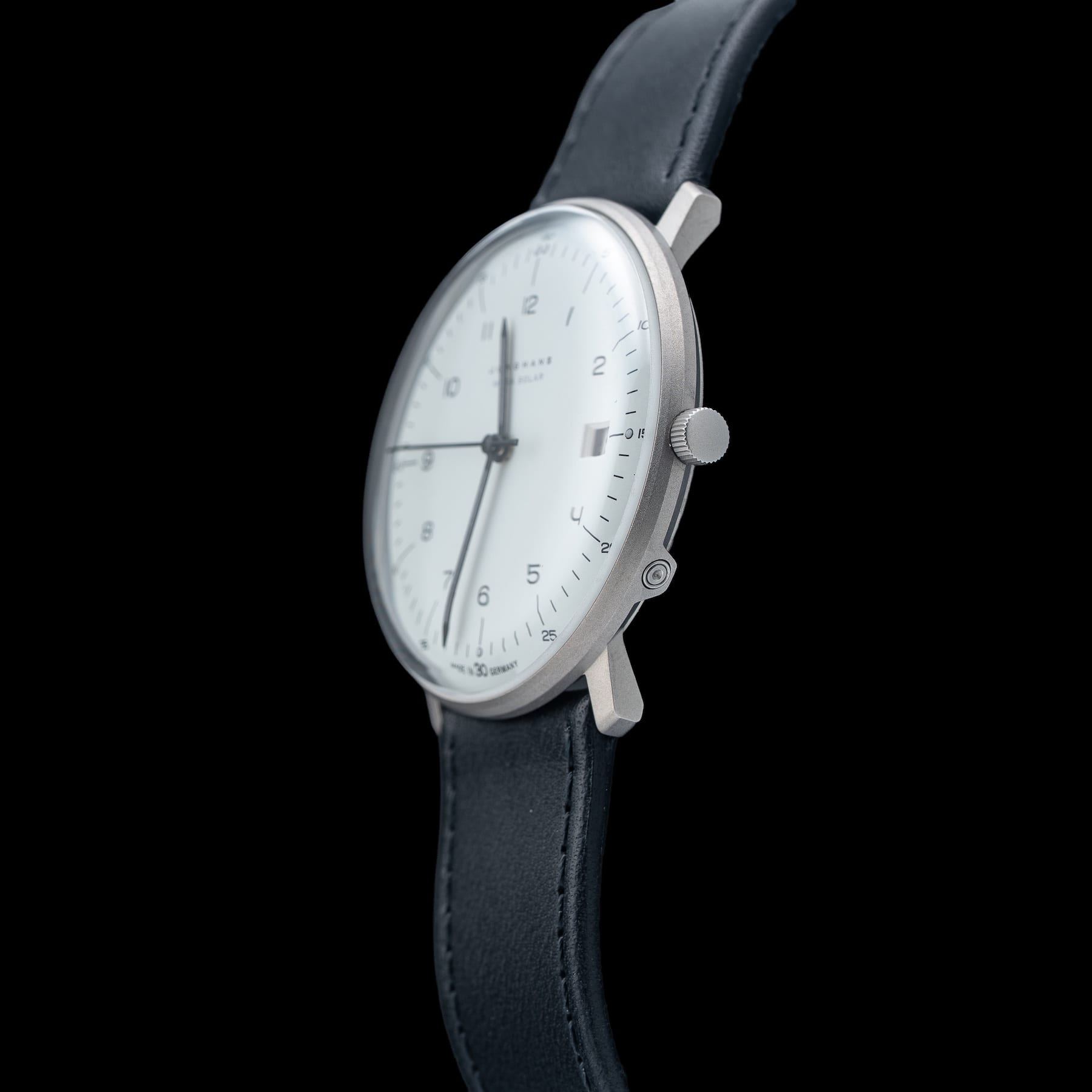 Junghans 059/2023.02 Max Bill Mega Solar