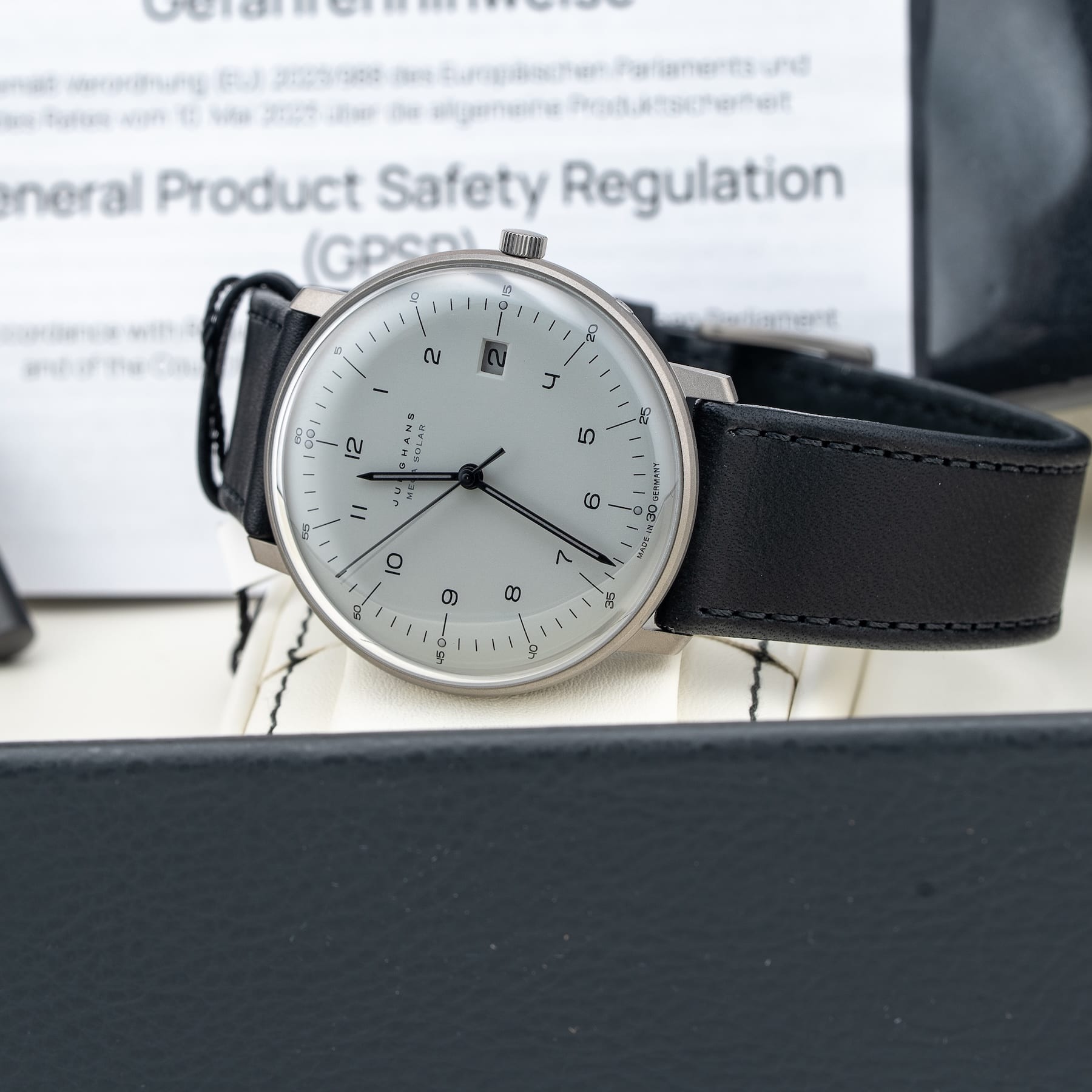 Junghans 059/2023.02 Max Bill Mega Solar