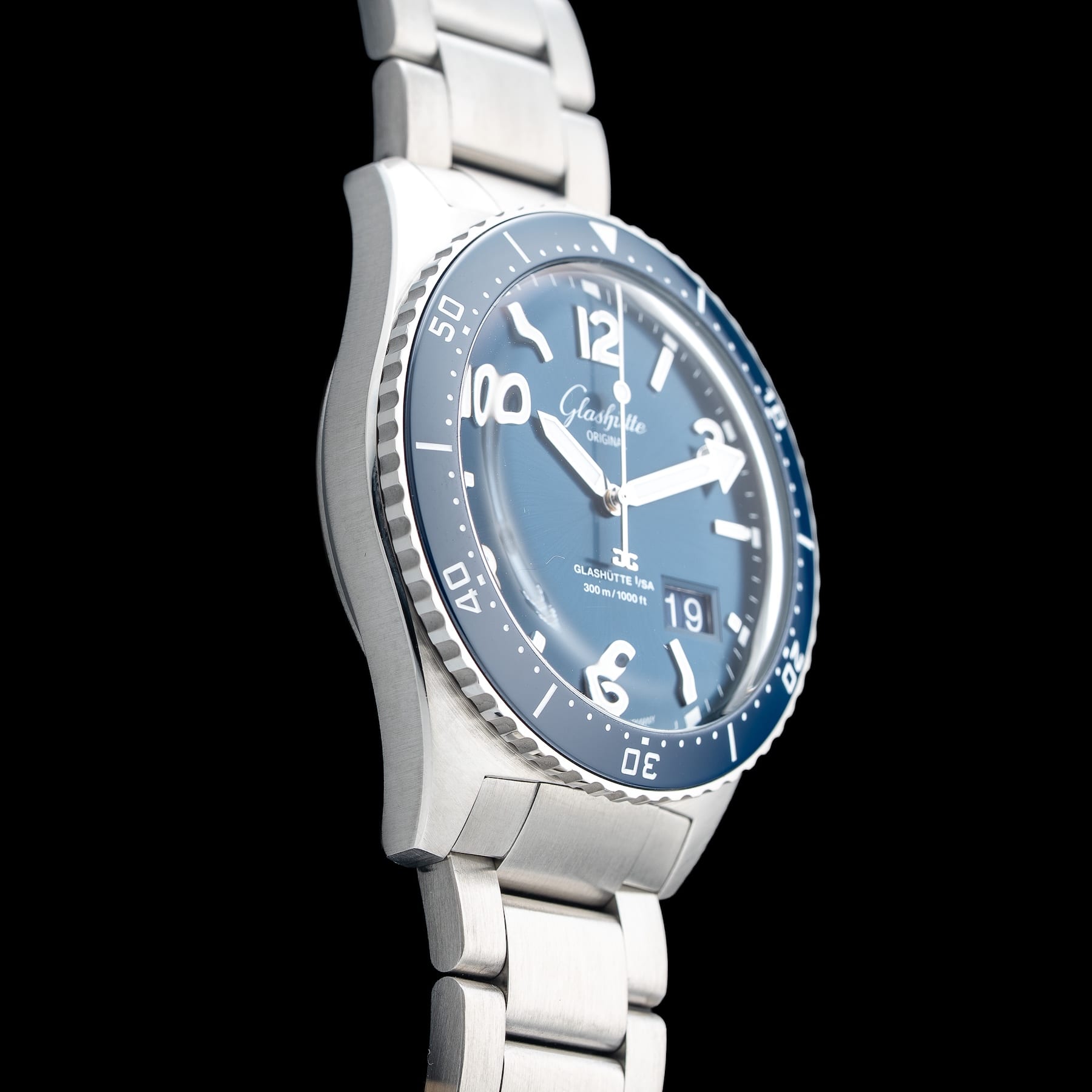 Glashütte Original SeaQ Panorama Date Blue Dial Steel 1-36-13-02-81-70