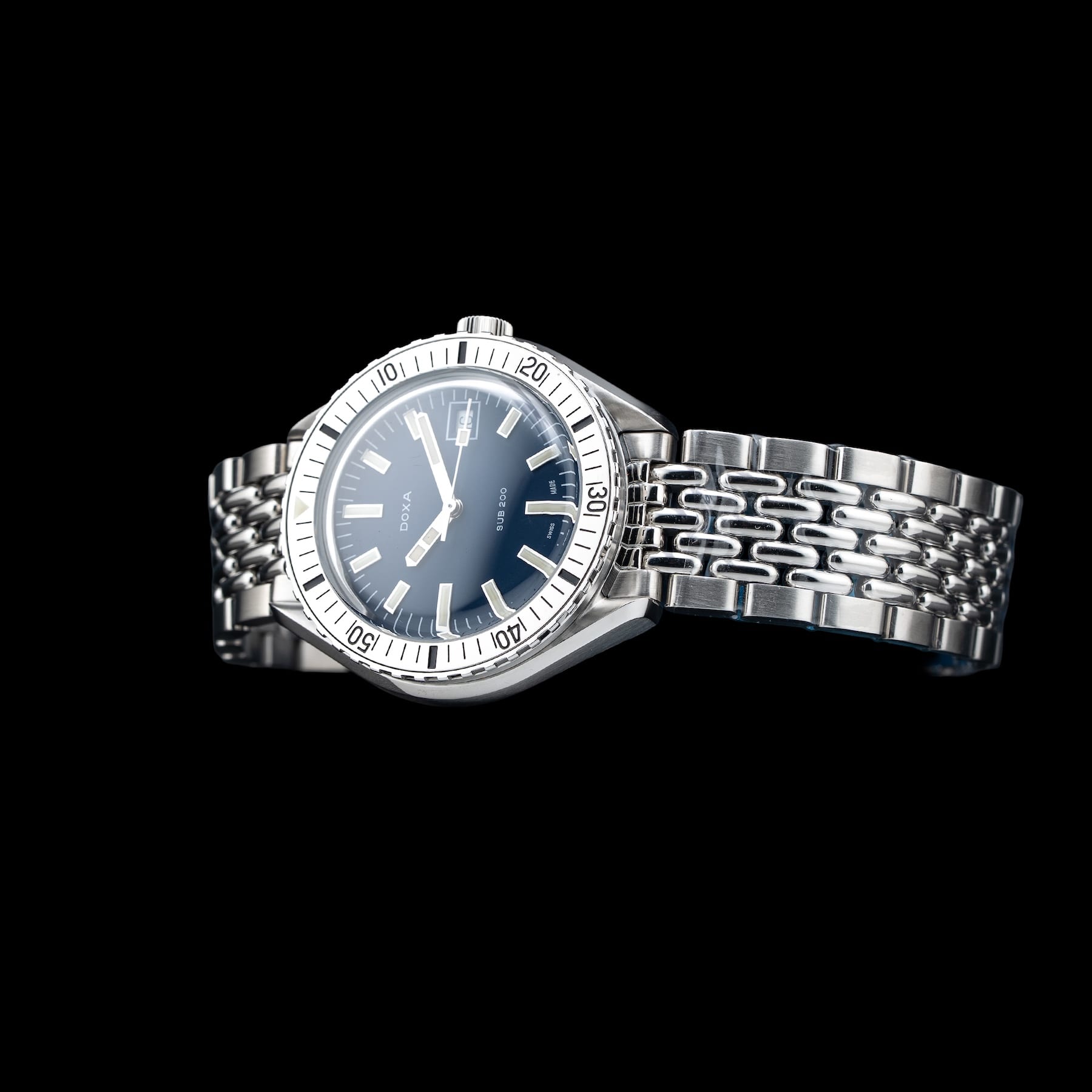 DOXA Sub 200 Caribbean 796.10.201.10 On Stainless Steel Bracelet