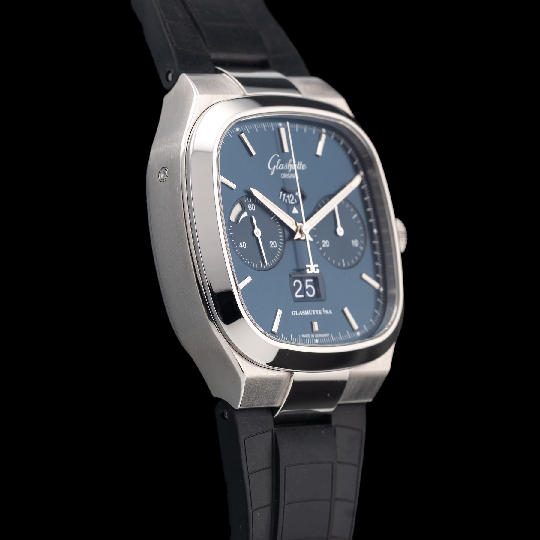 Glashütte Original Seventies Chronograph Panorama Date 1-37-02-08-02-62