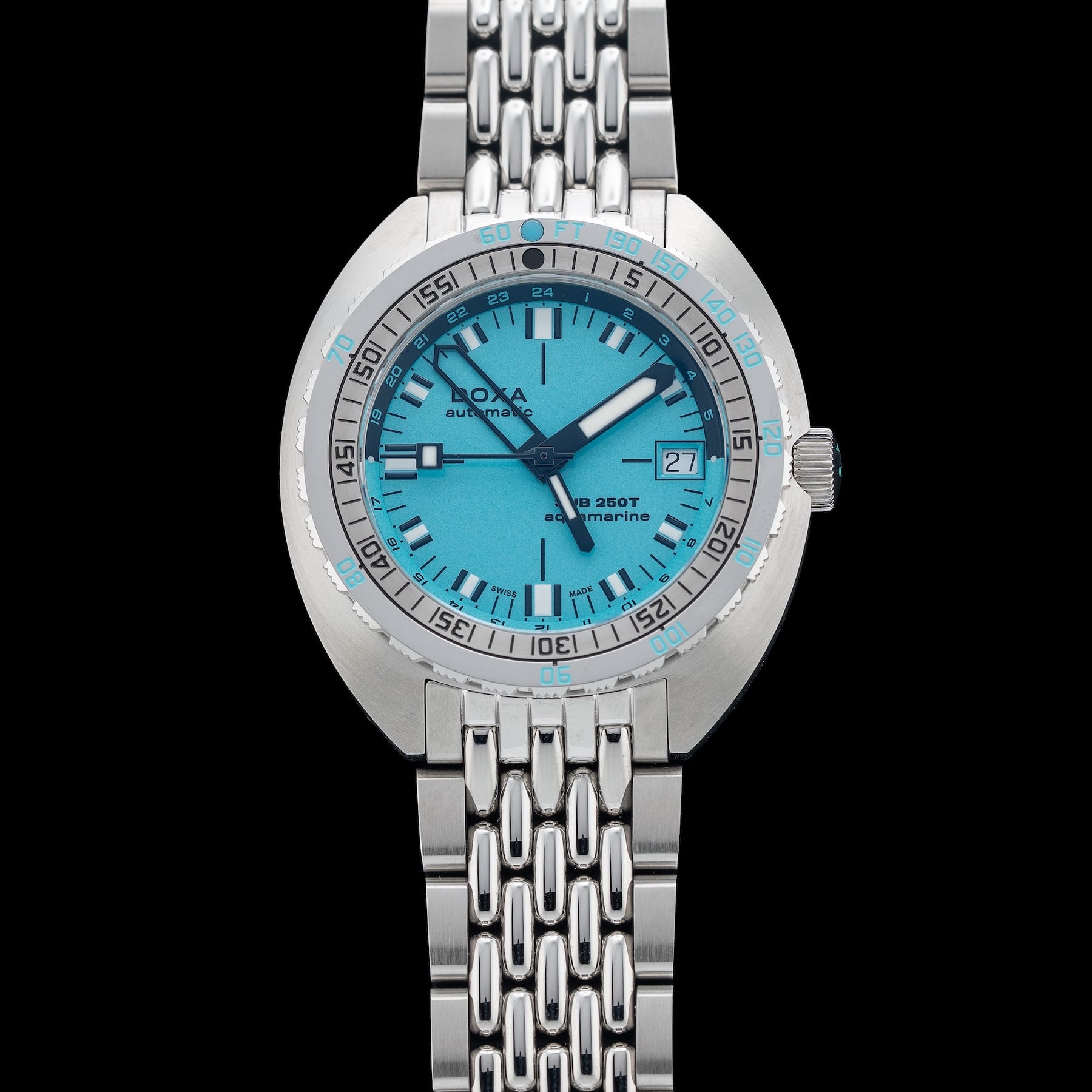 DOXA 855.10.241.10 SUB 250T Aquamarine On Stainless Steel Bracelet