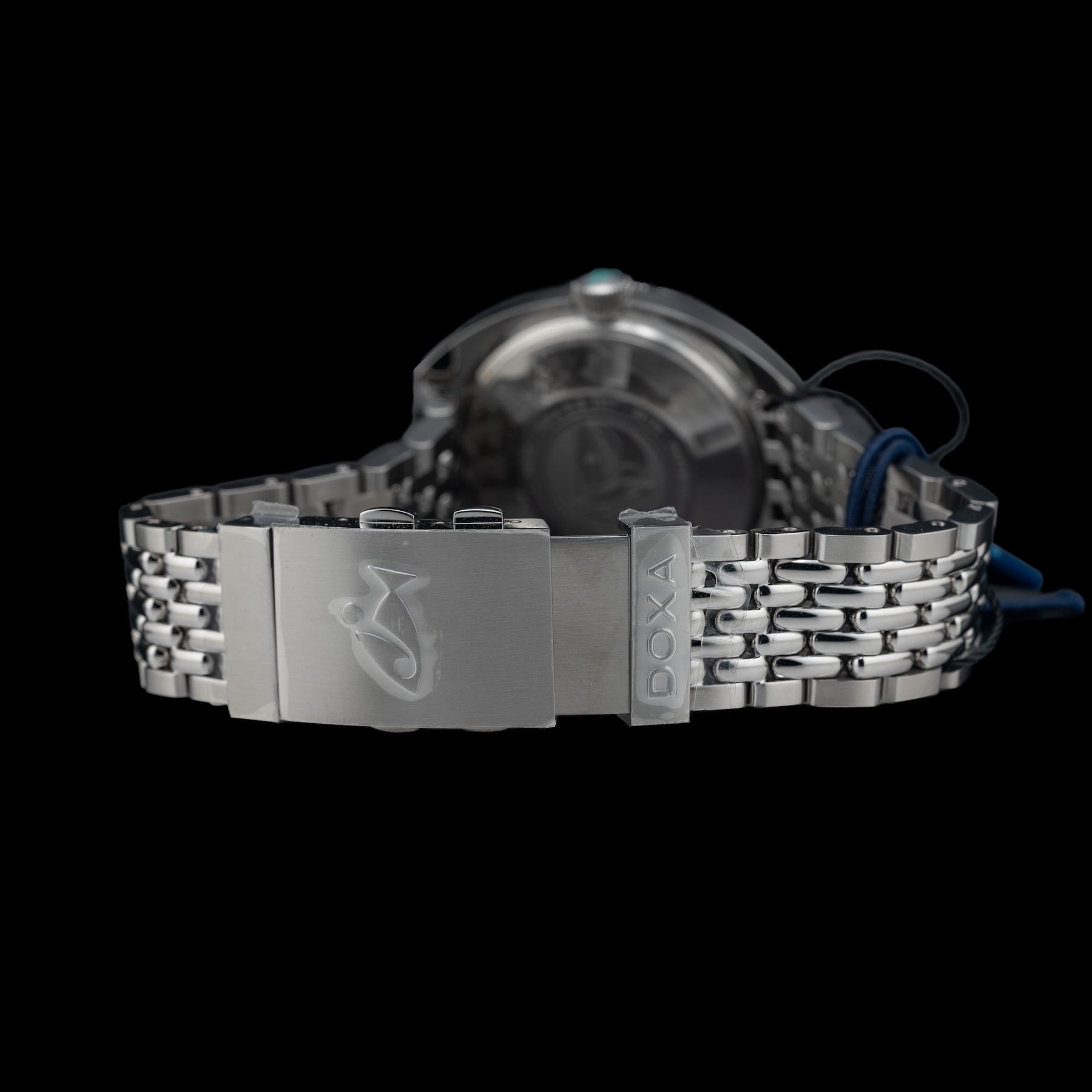 DOXA 855.10.241.10 SUB 250T Aquamarine On Stainless Steel Bracelet