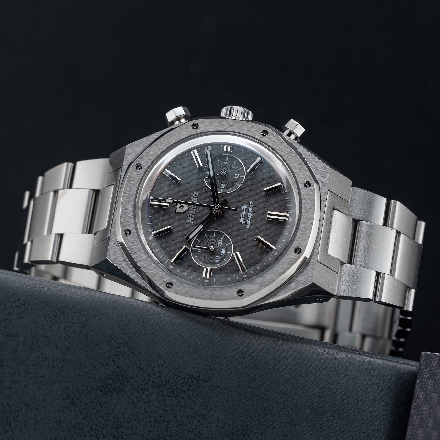 Nivada Grenchen F77 Chrono Mecaquartz Grey 38mm 68001Q77