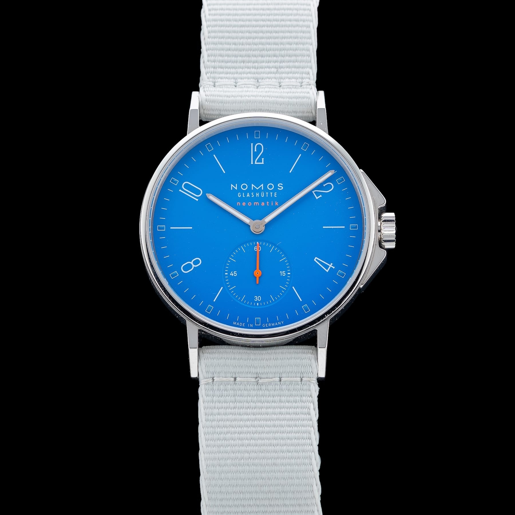 NOMOS Glashütte Ahoi Neomatik Siren Blue 562