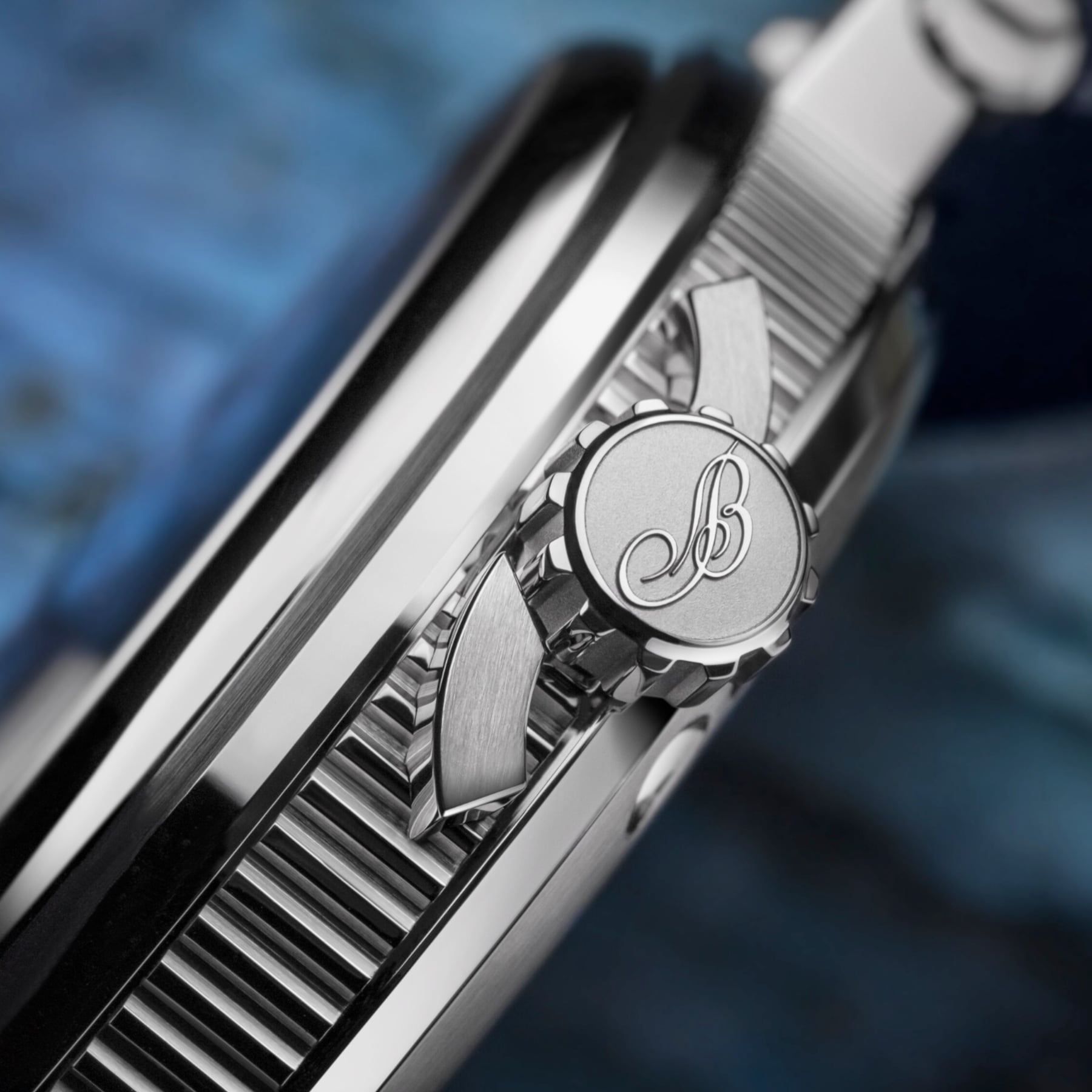 Breguet Marine Hora Mundi 5557 White Gold Blue Dial on Rubber Strap