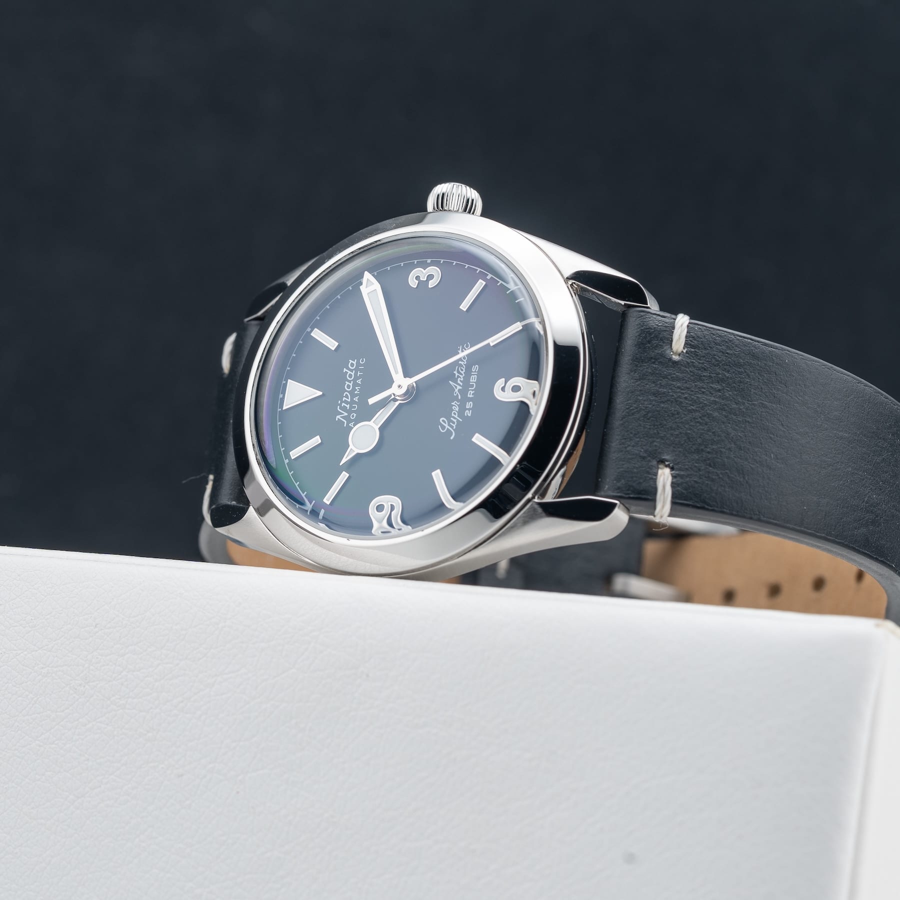 Nivada Grenchen Super Antartic 32032A10