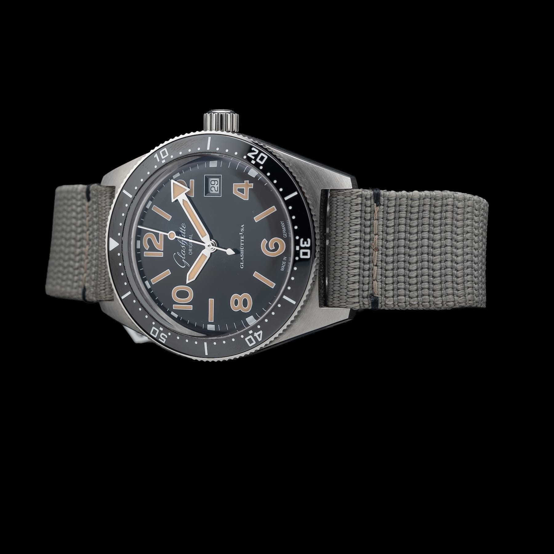 Glashütte Original SeaQ 1-39-11-06-60-34