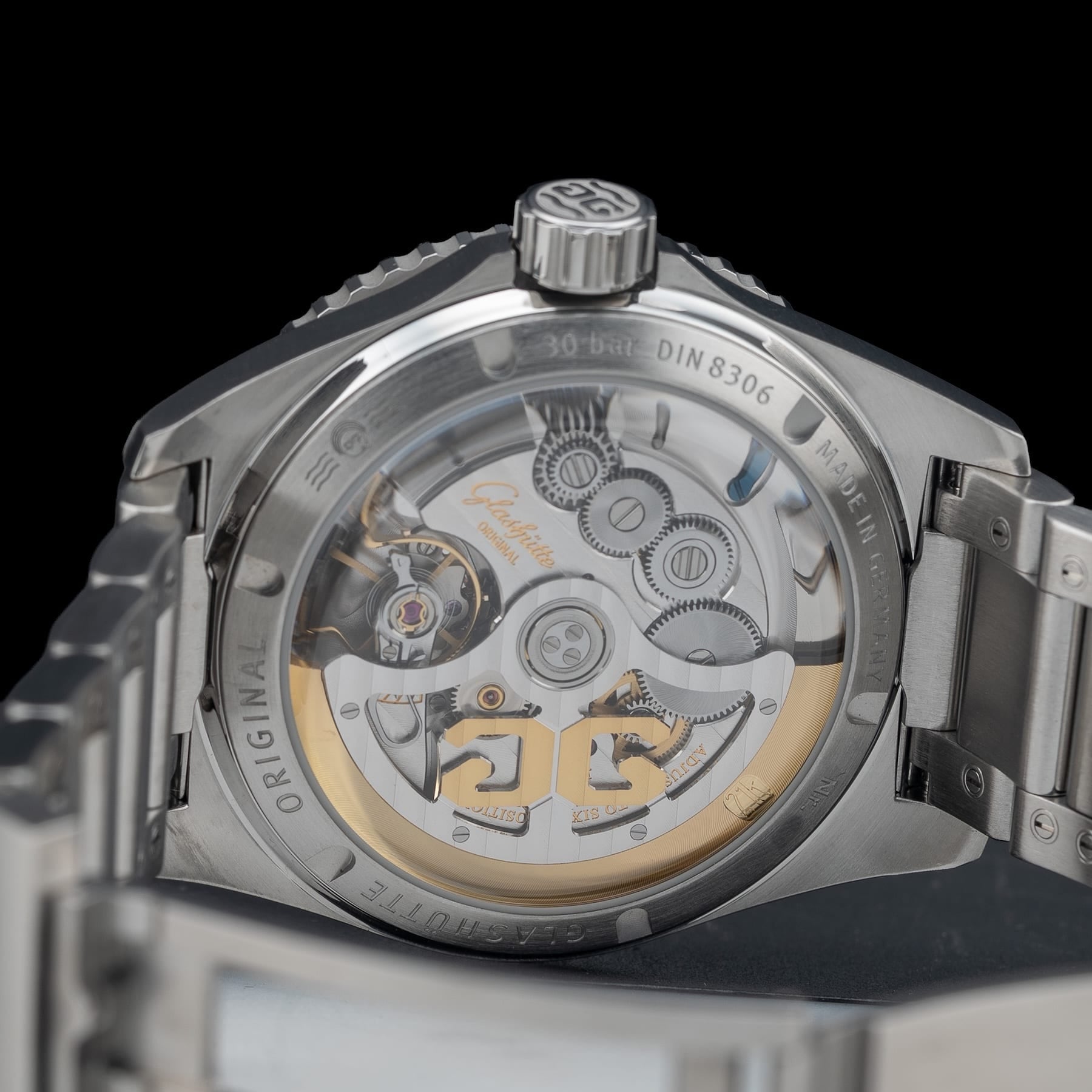 Glashütte Original SeaQ Panorama Date 1-36-13-02-81-70