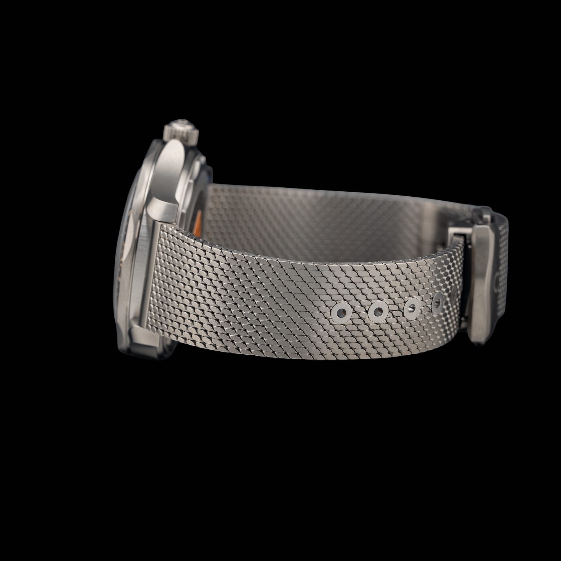 Omega Seamaster Diver 300 007 James Bond Edition on Bracelet 210.90.42.20.01.001