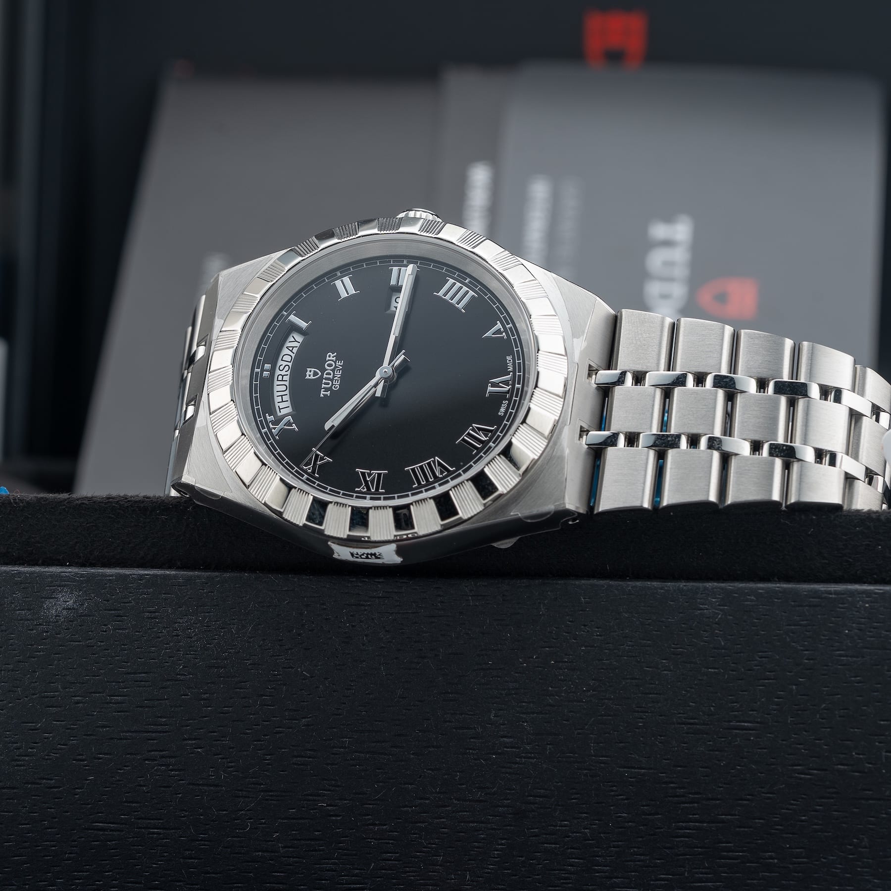 TUDOR Royal M28600-0003