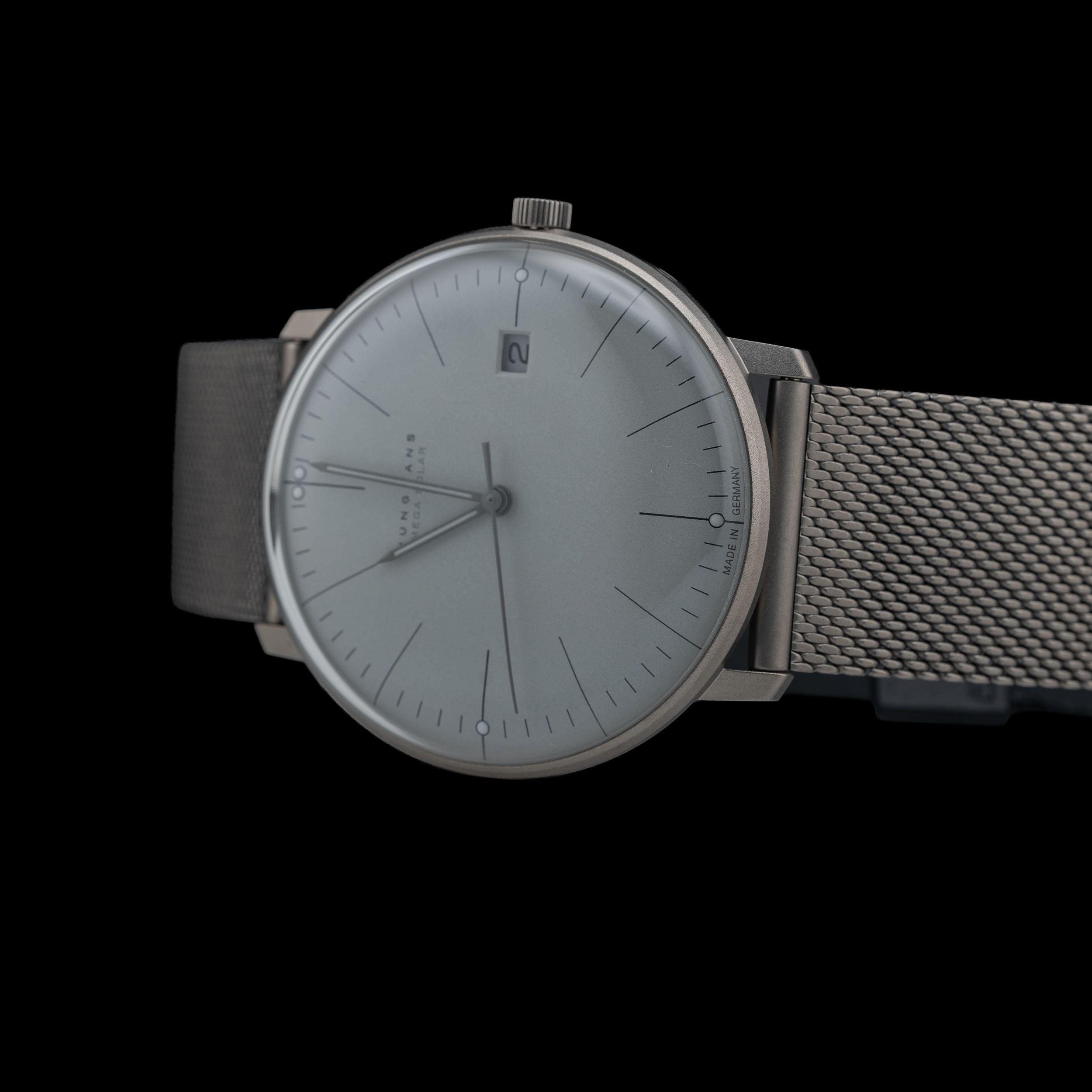 Junghans Max Bill Mega Solar 059/2022.46