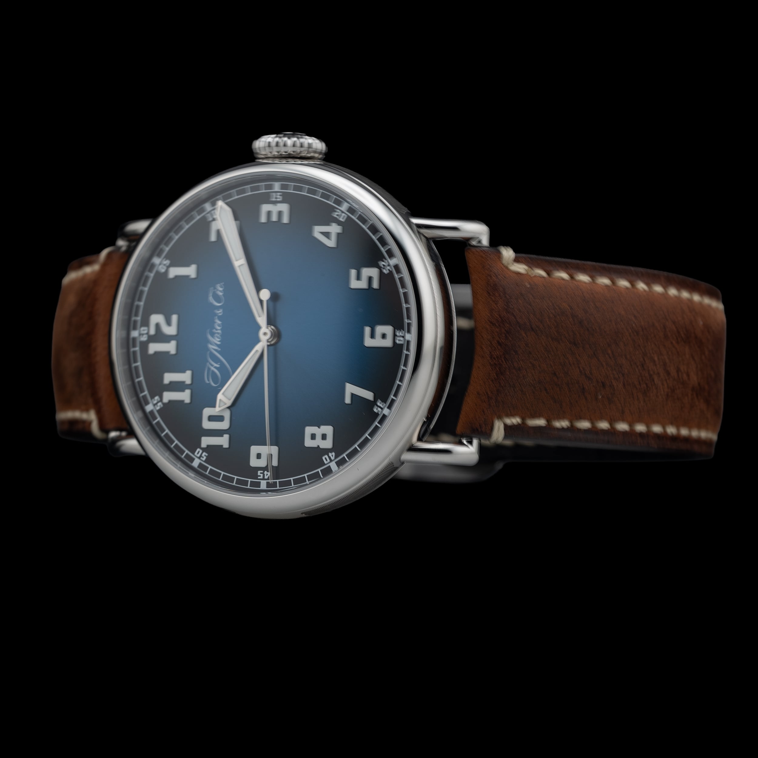 H. Moser & Cie Heritage Centre Seconds Funky Blue 8200-1201