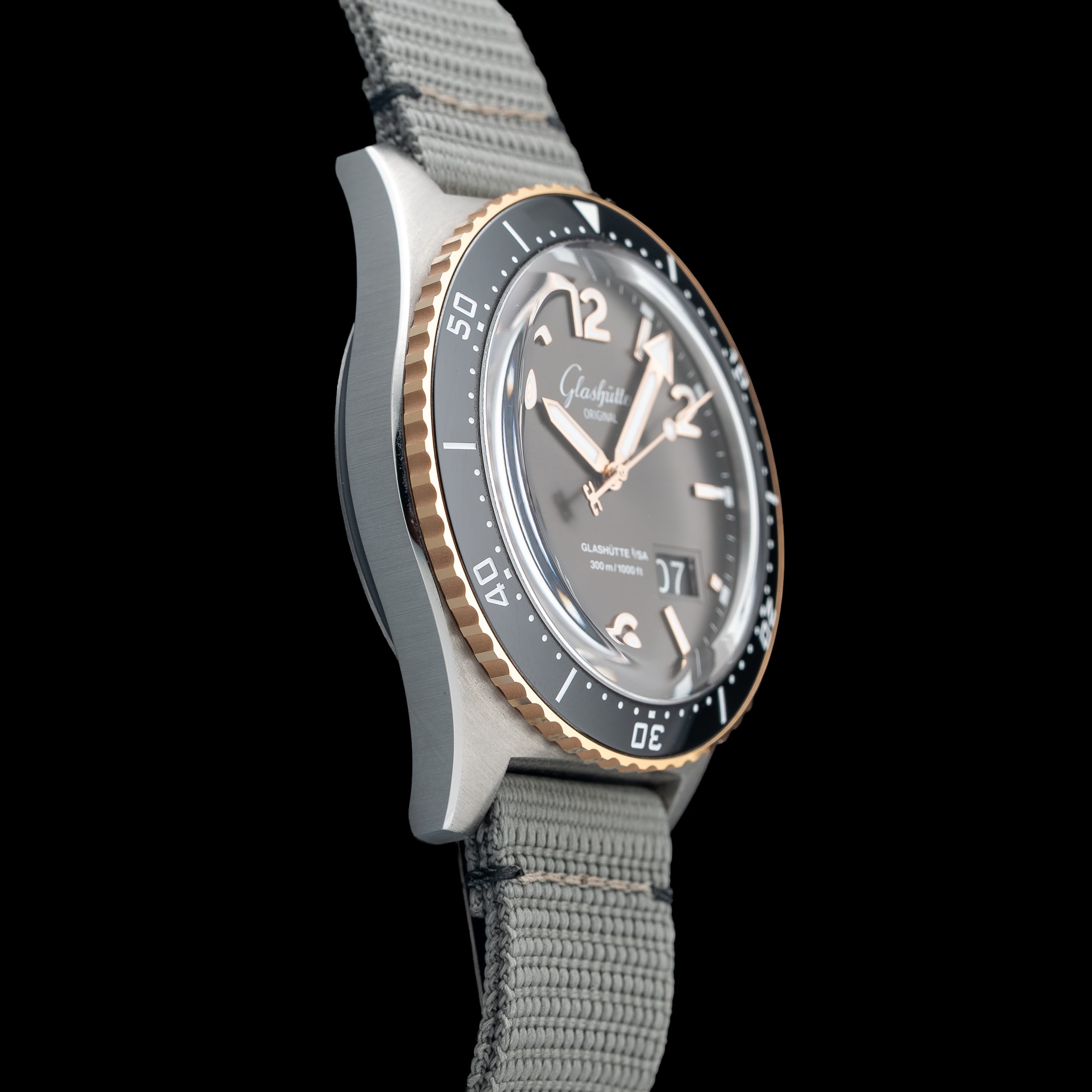 Glashütte Original SeaQ Panorama Date Two-Tone 1-36-13-04-91-34