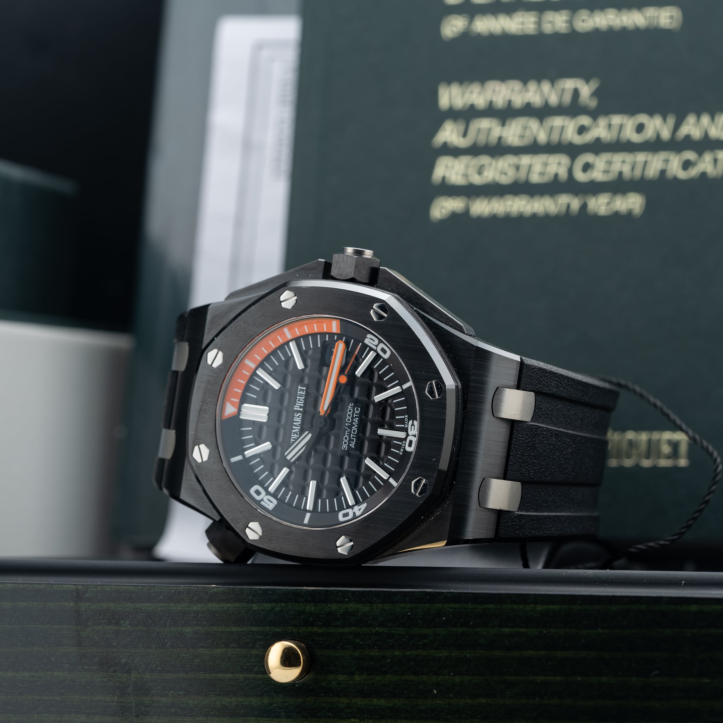 Audemars Piguet Royal Oak Offshore Diver 15707CE.OO.A002CA.01