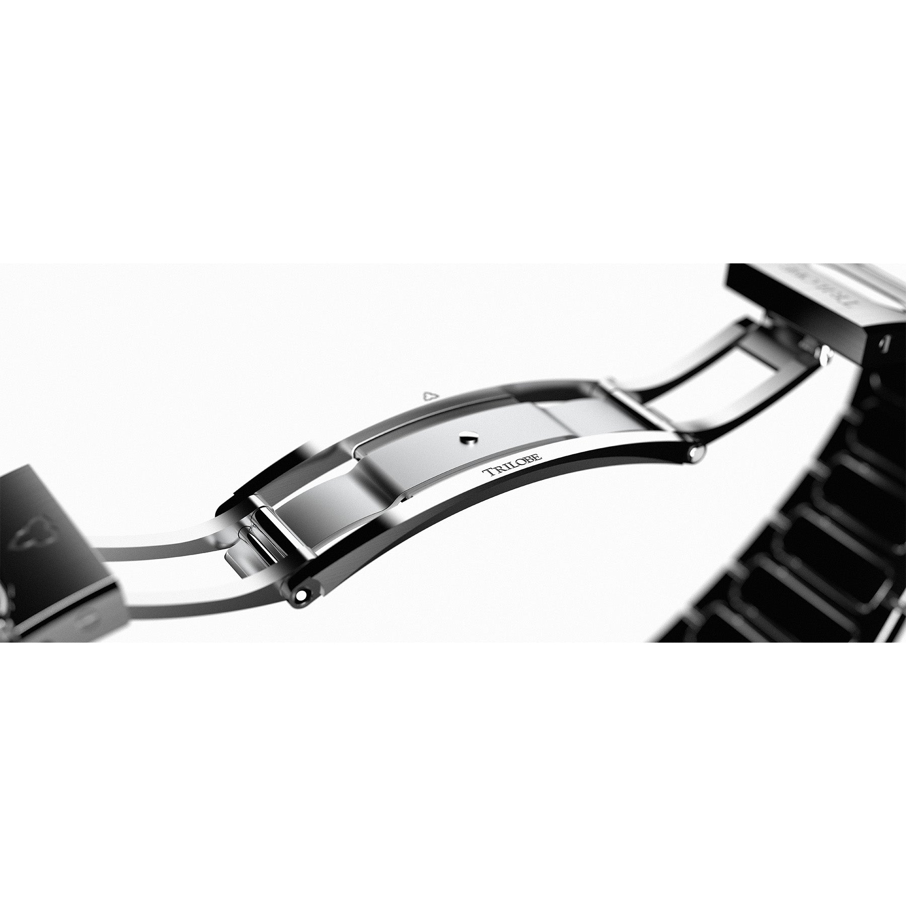 Trilobe Trente-Deux x Exquisite Timepieces Limited Edition