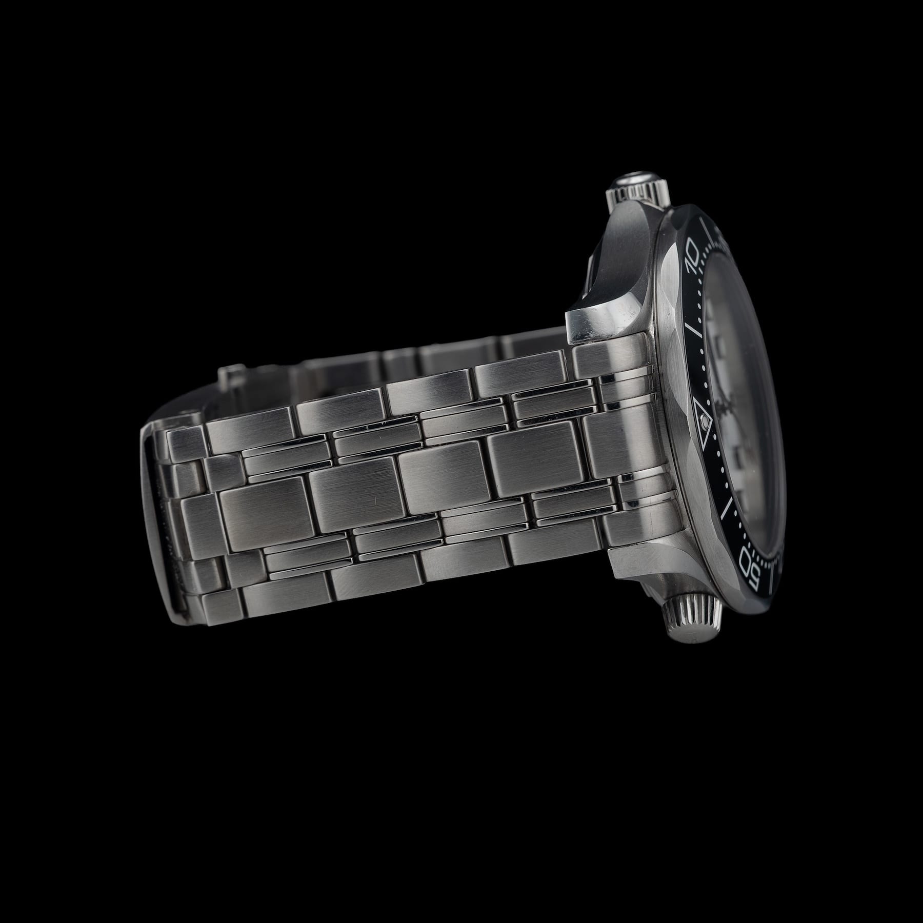 Omega Seamaster Diver 300M Master Chronometer 42mm 210.30.42.20.04.001