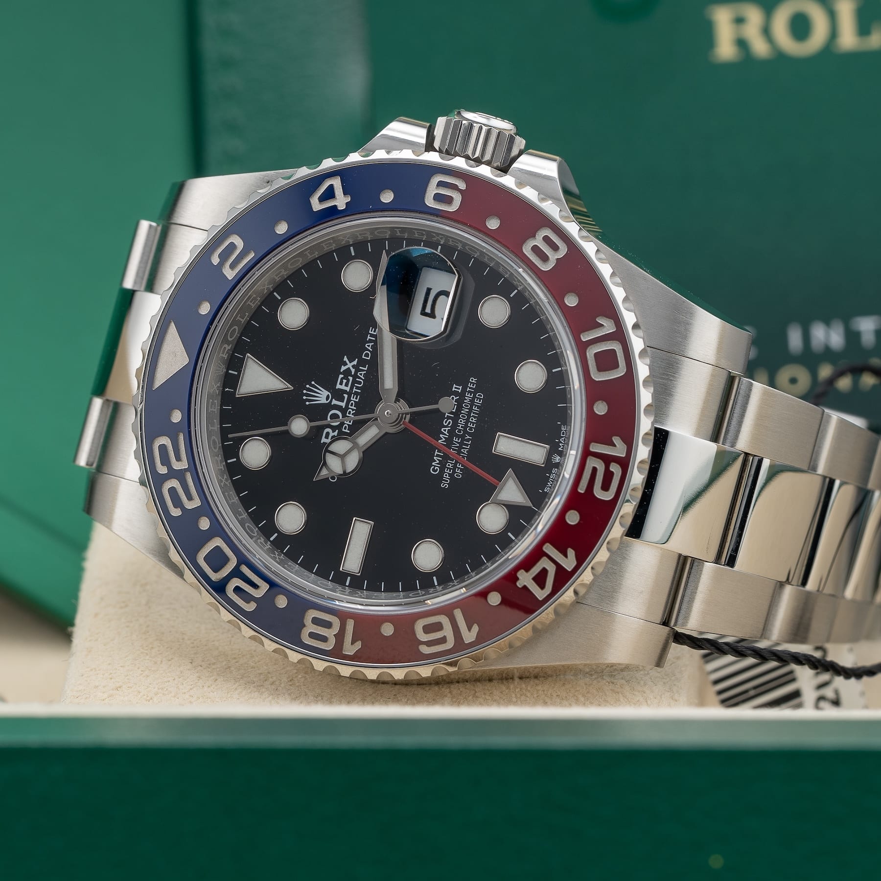 Rolex GMT-Master II 126710BLRO-0002