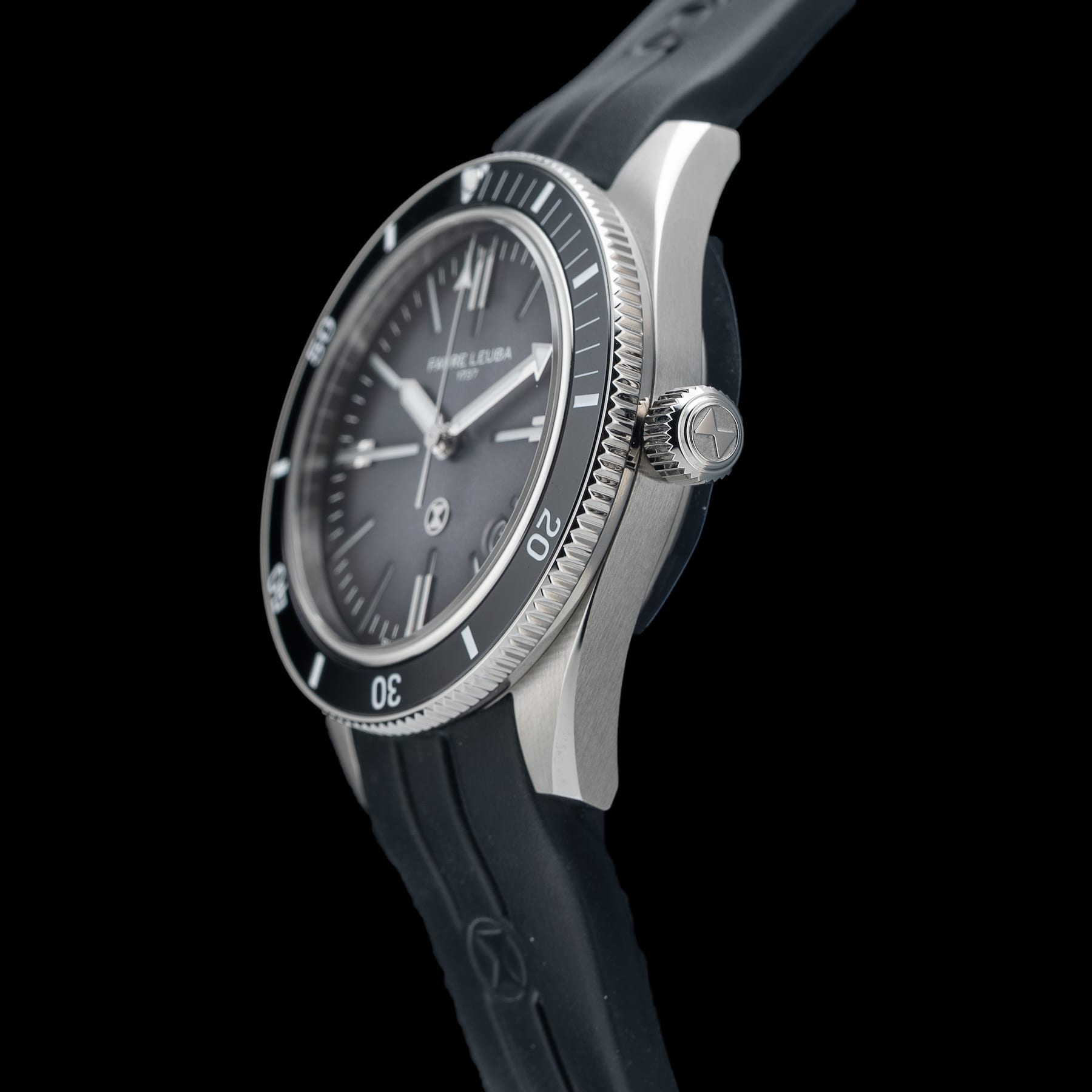 Favre Leuba 00.20308.101.06.301 Deep Raider Renaissance Grey Dial On Strap
