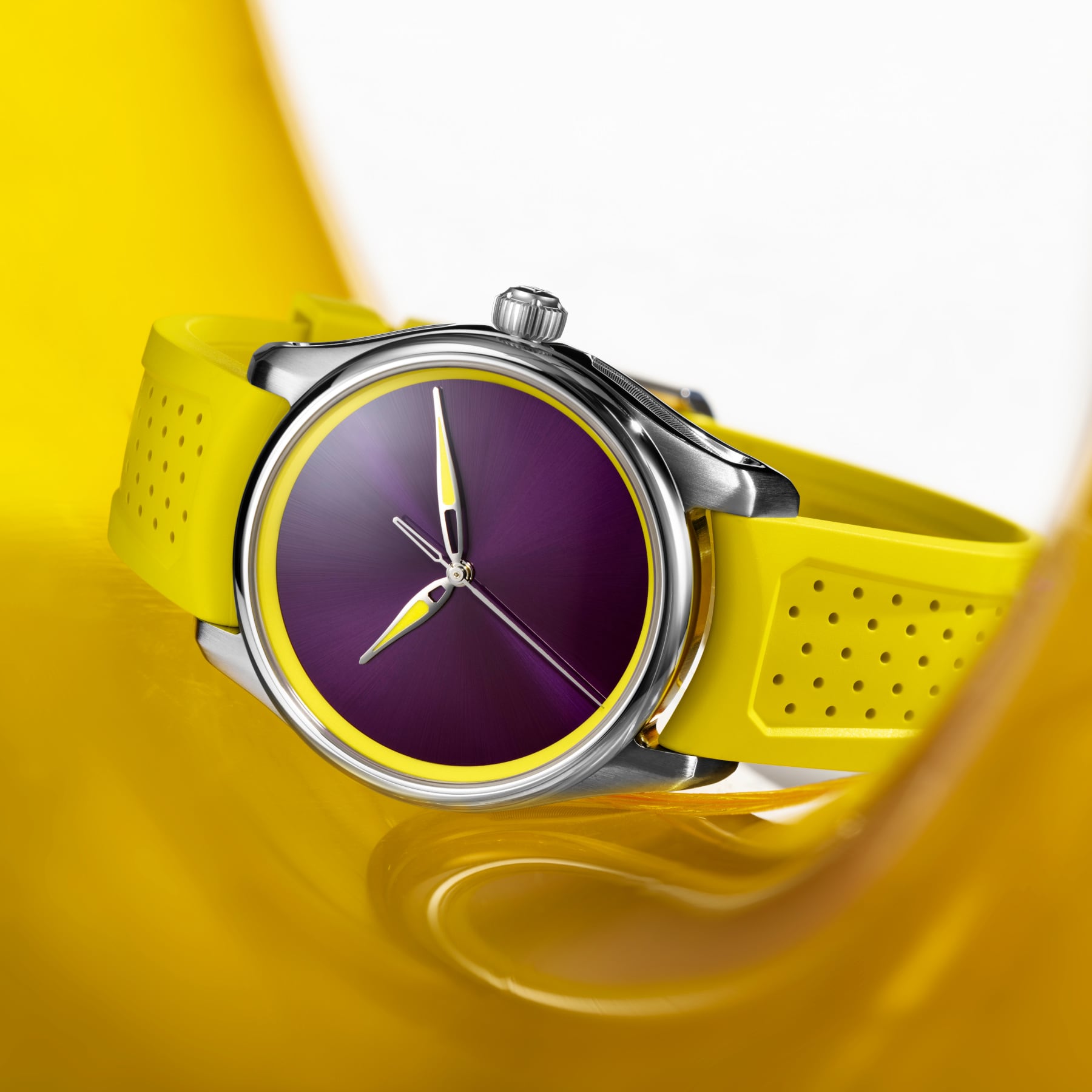 H. Moser & Cie. 3201-1203 Pioneer Centre Seconds