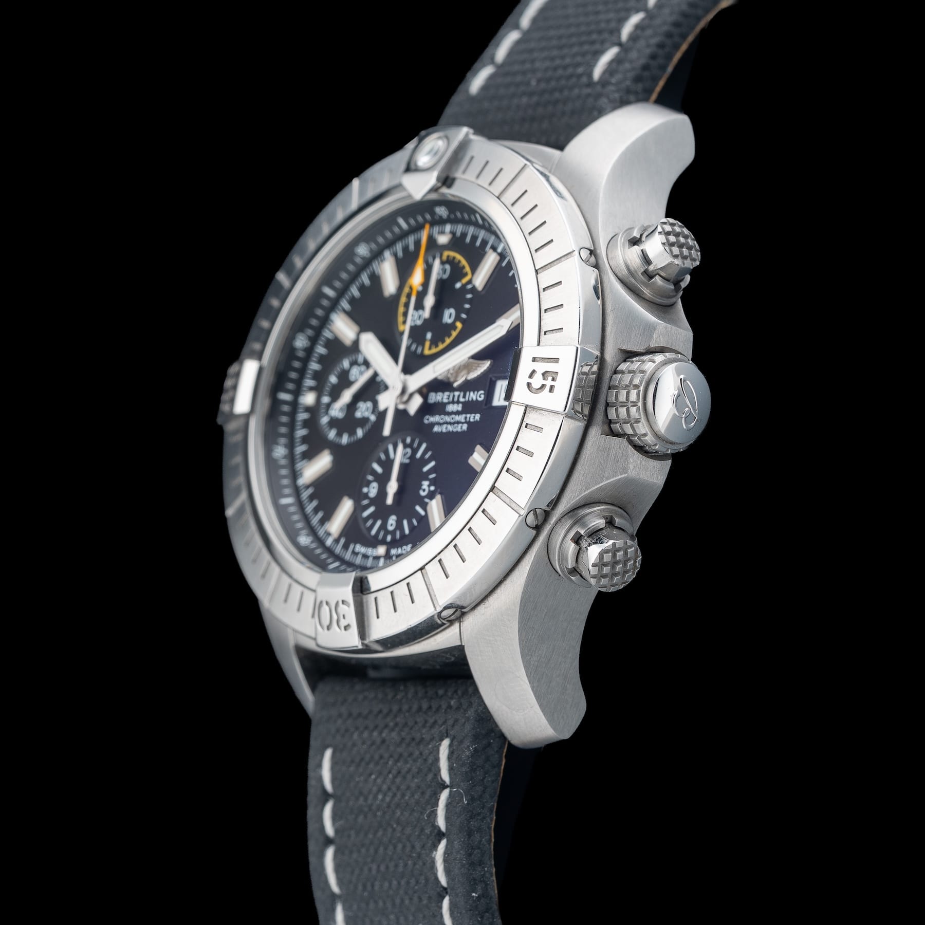 Breitling Avenger Chronograph 45 A13317