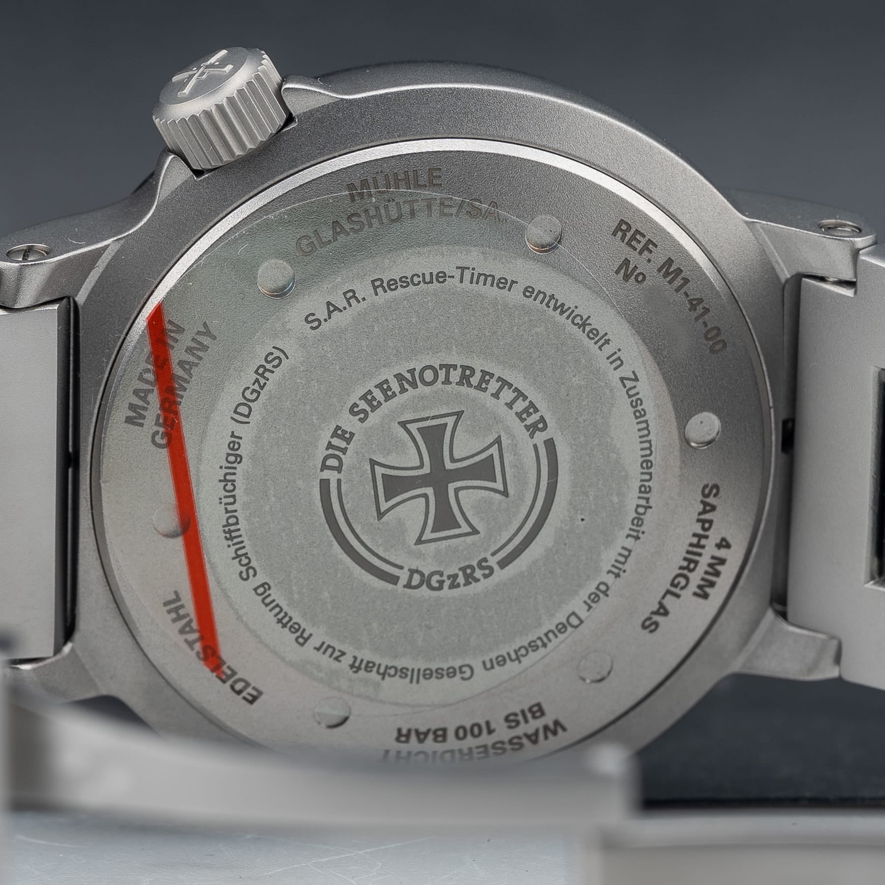 Mühle Glashütte S.A.R Rescue-Timer Lumen on Bracelet M1-41-08-MB