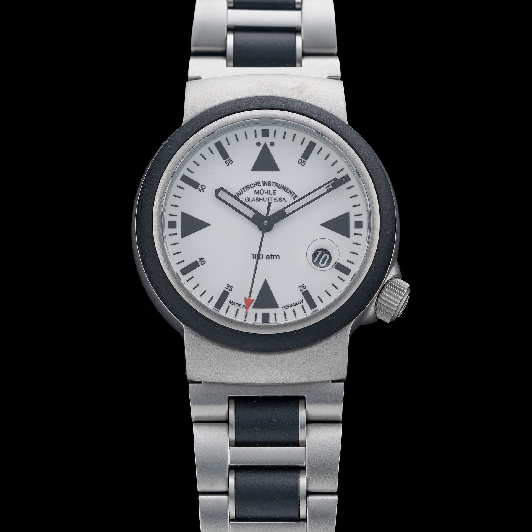 Mühle Glashütte S.A.R Rescue-Timer Lumen on Bracelet M1-41-08-MB
