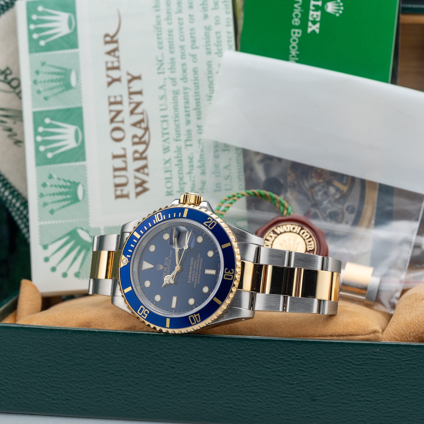 Rolex Submariner Date 16613