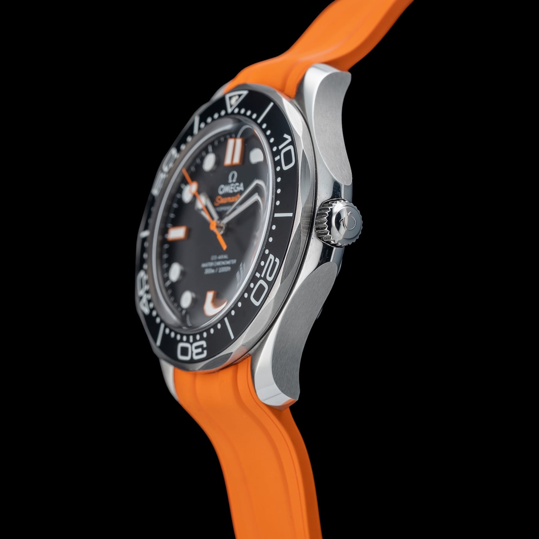 Omega Seamaster Diver 300M Orange 210.30.42.20.01.018