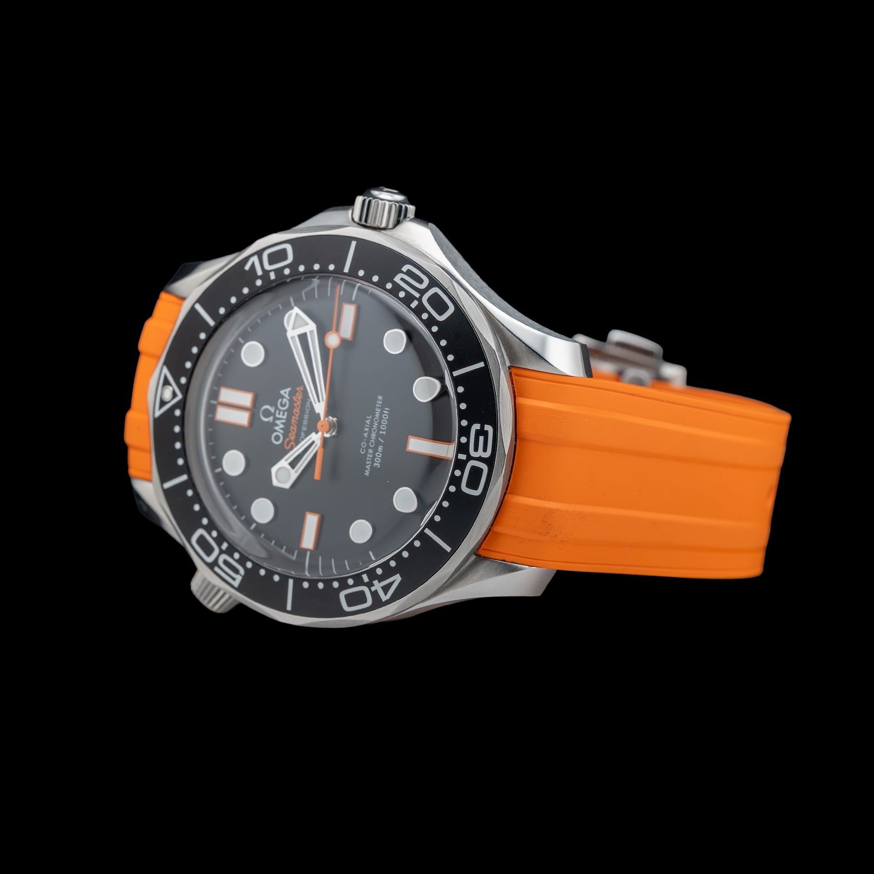 Omega Seamaster Diver 300M Orange 210.30.42.20.01.018