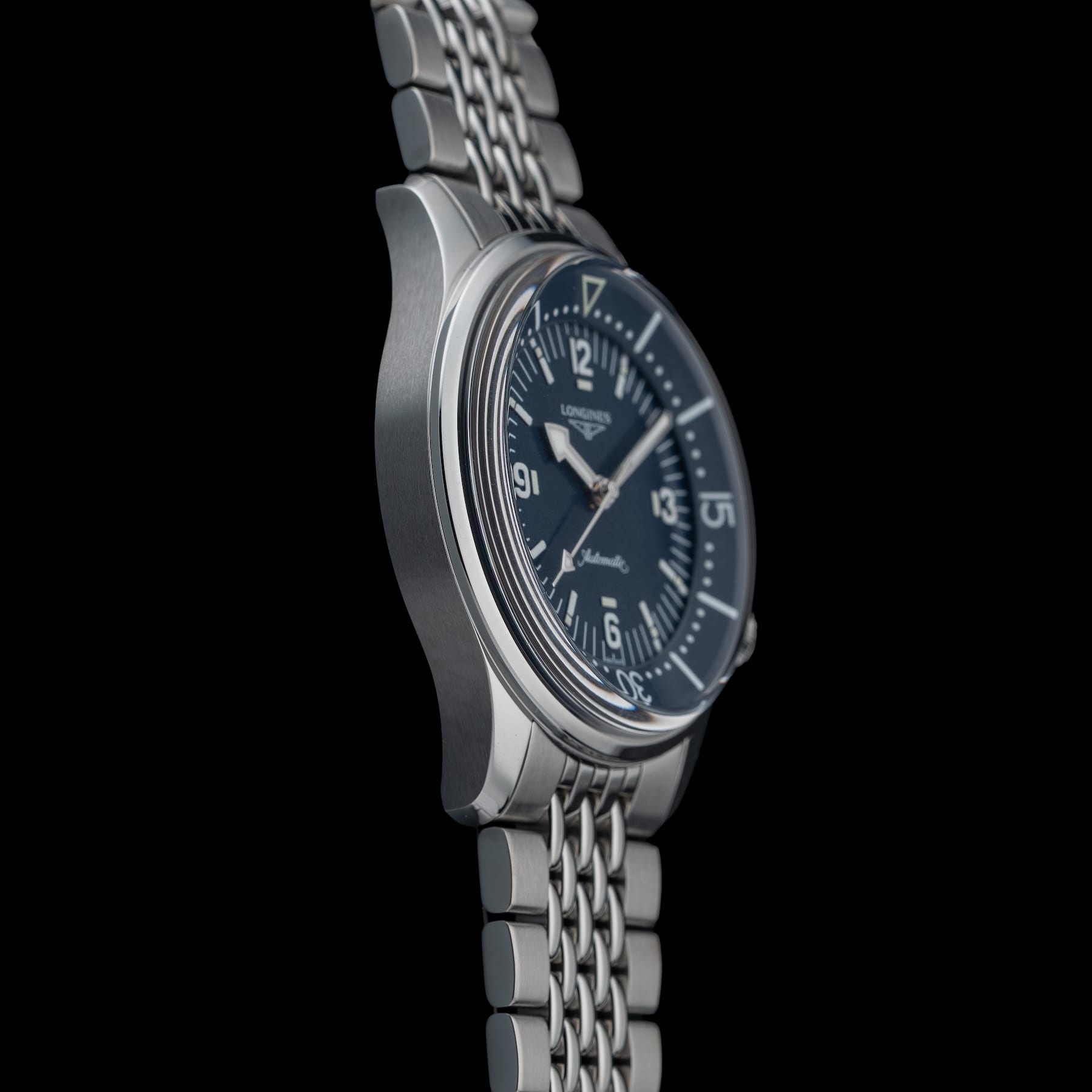 Longines L3.764.4.90.6 Legend Diver 39mm Blue Dial on Bracelet