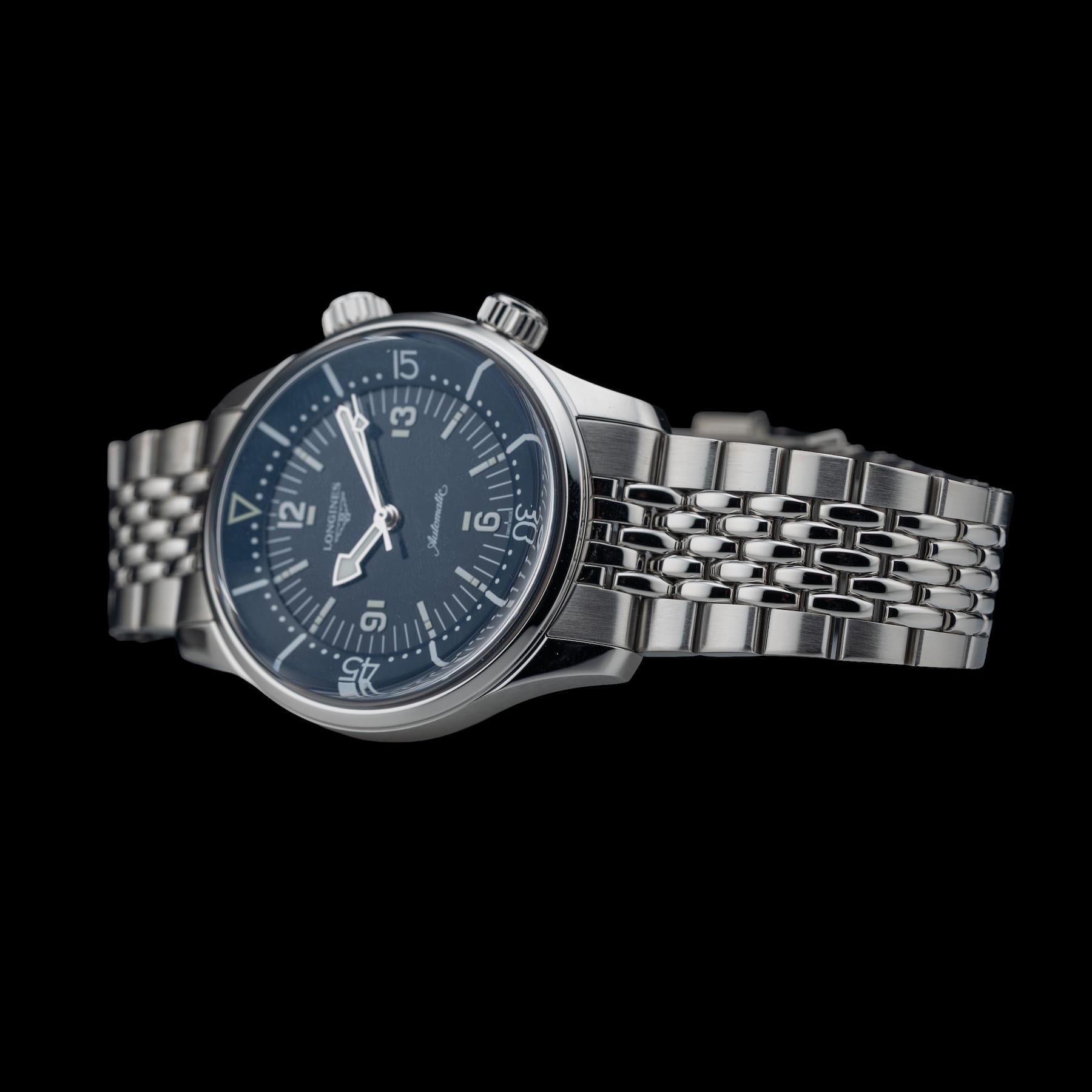 Longines L3.764.4.90.6 Legend Diver 39mm Blue Dial on Bracelet