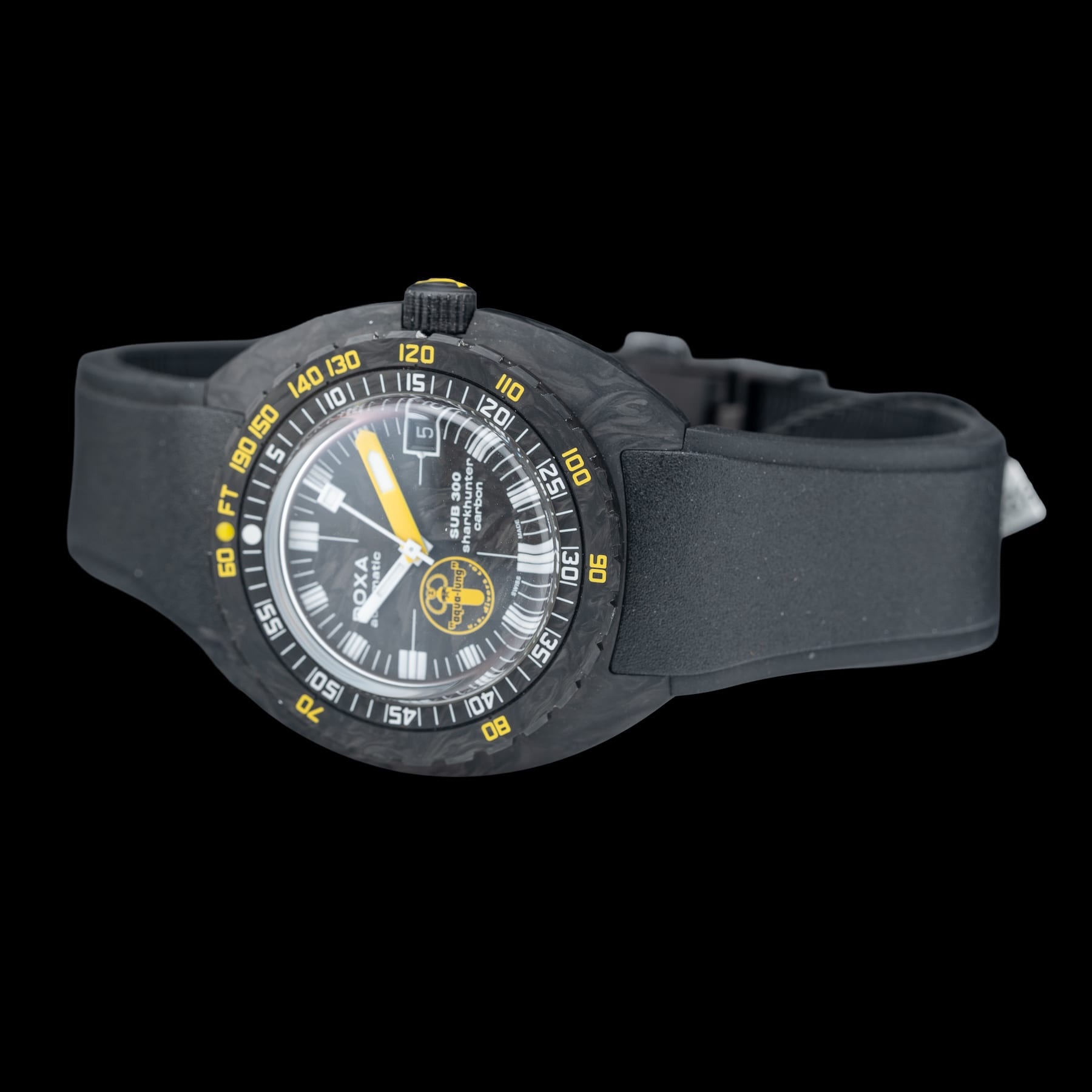 DOXA Sub 300 Carbon Aqua Lung US Divers Sharkhunter 822.70.101AQL.20 on Strap