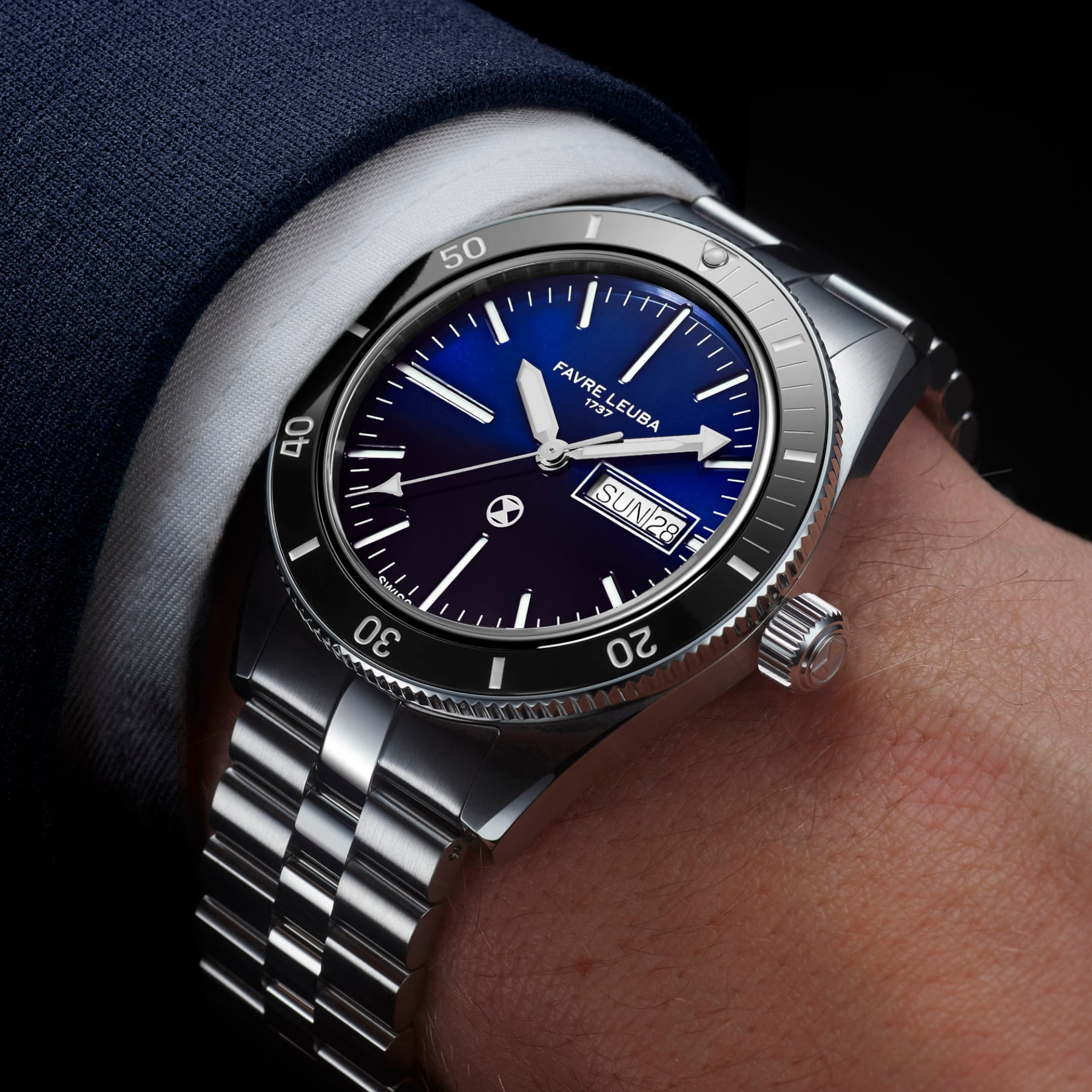Favre Leuba Deep Raider Day Date 00.20311.110.02.200
