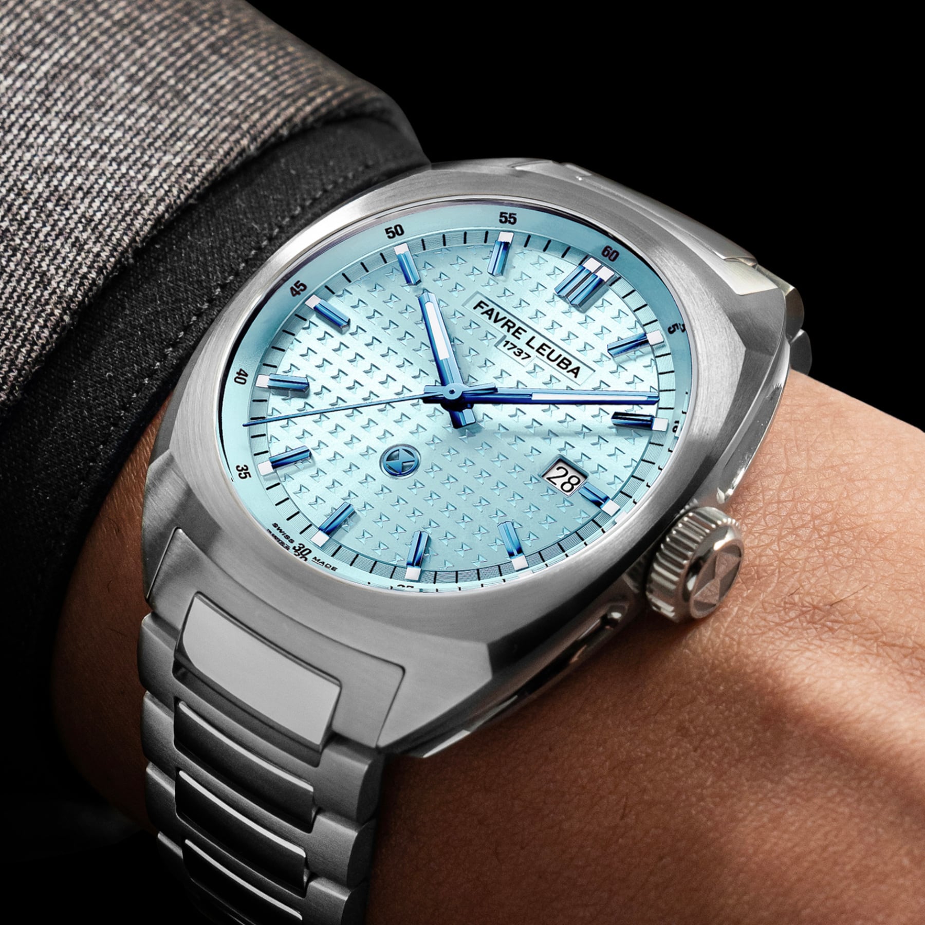 Favre Leuba 00.20102.102.04.200 Chief Date