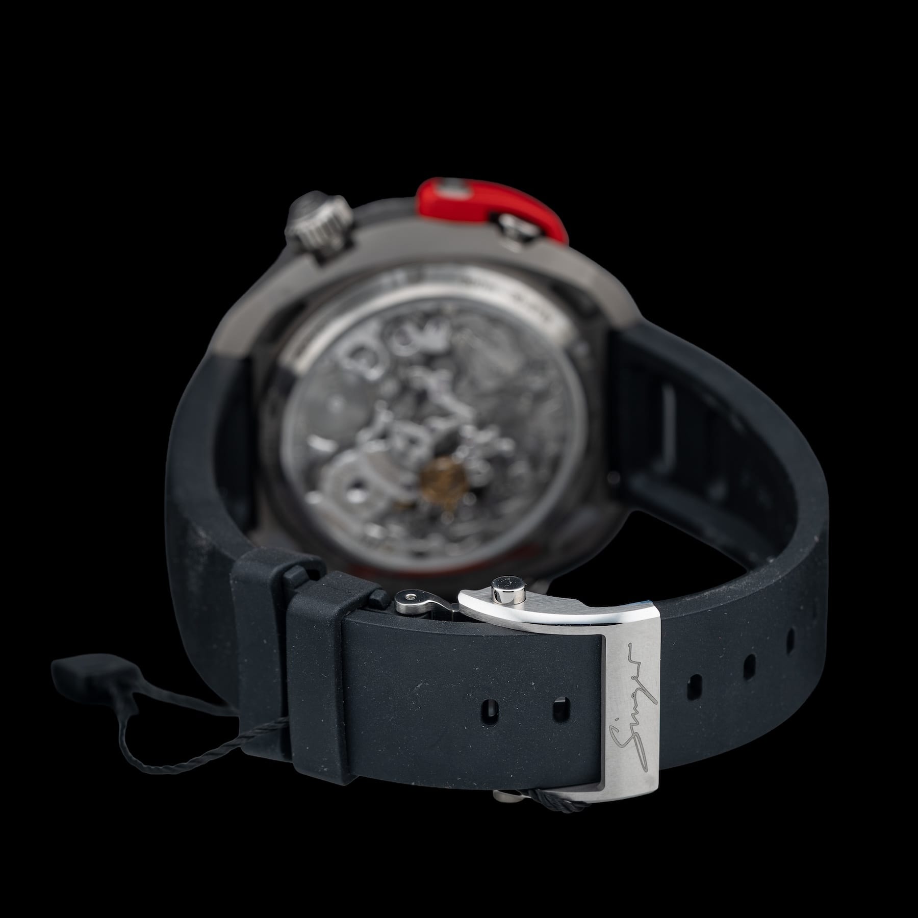 Singer Reimagined Divetrack SR401