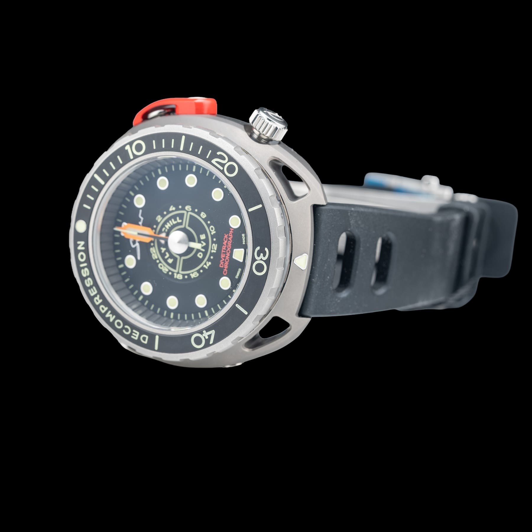 Singer Reimagined Divetrack SR401